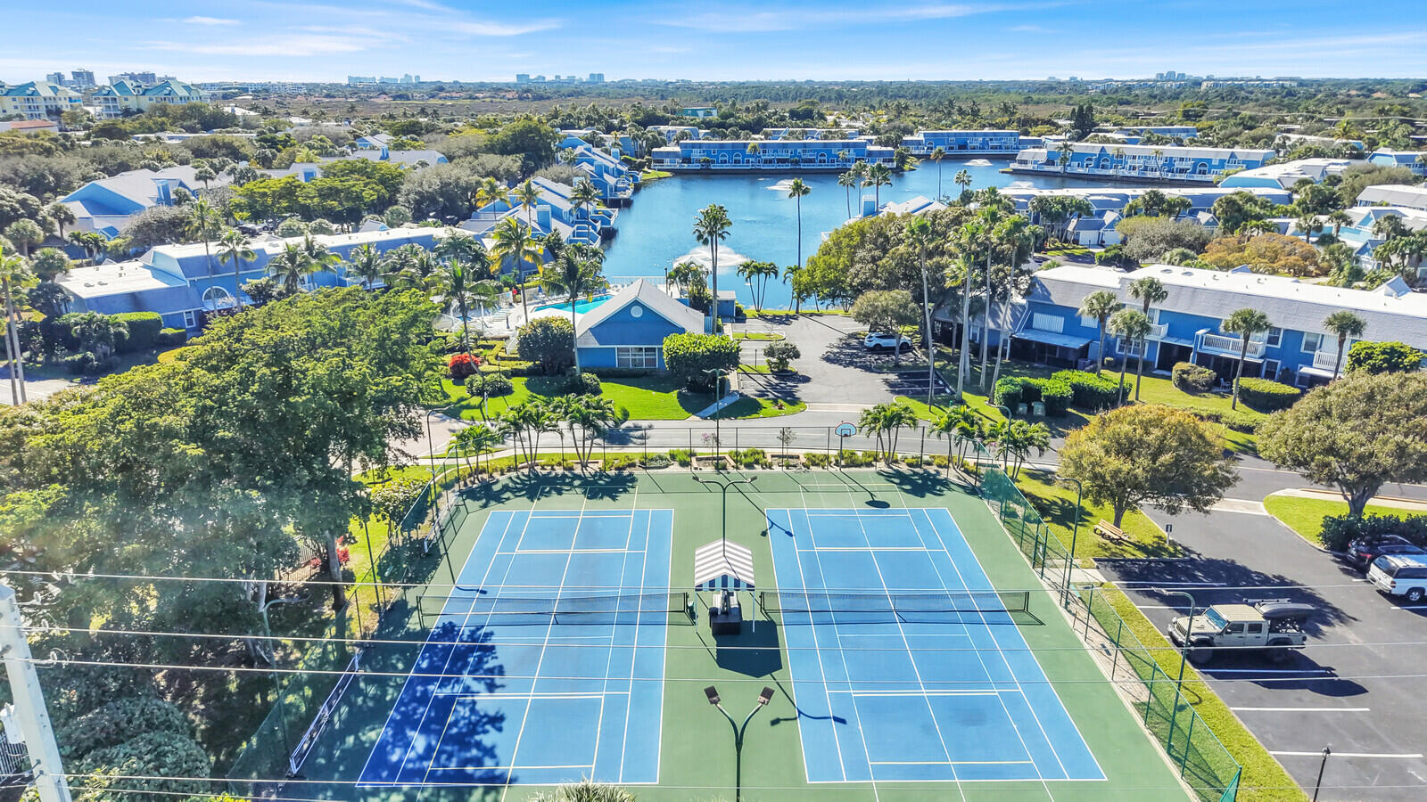 622 Ocean Dunes Circle
