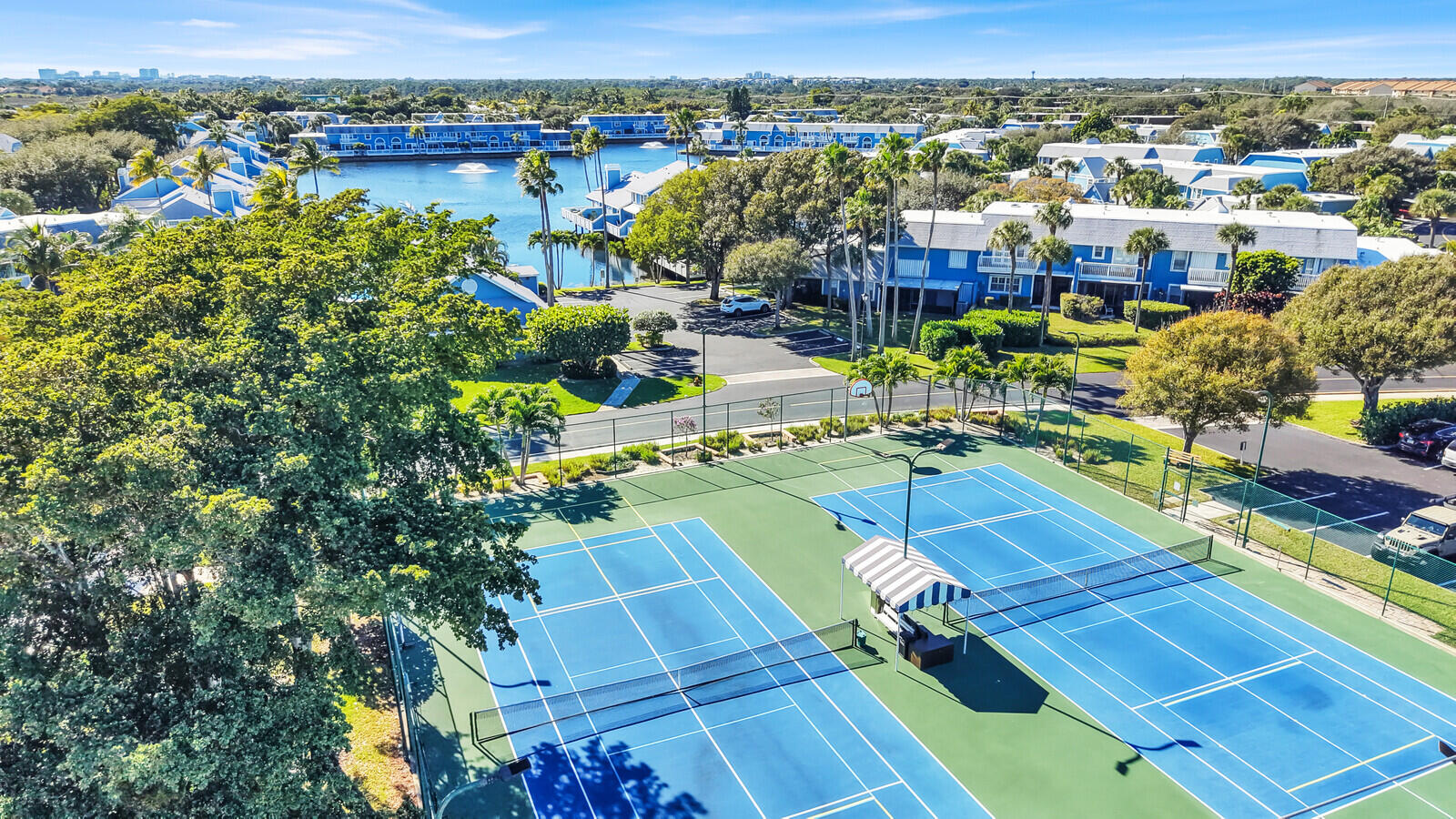 622 Ocean Dunes Circle