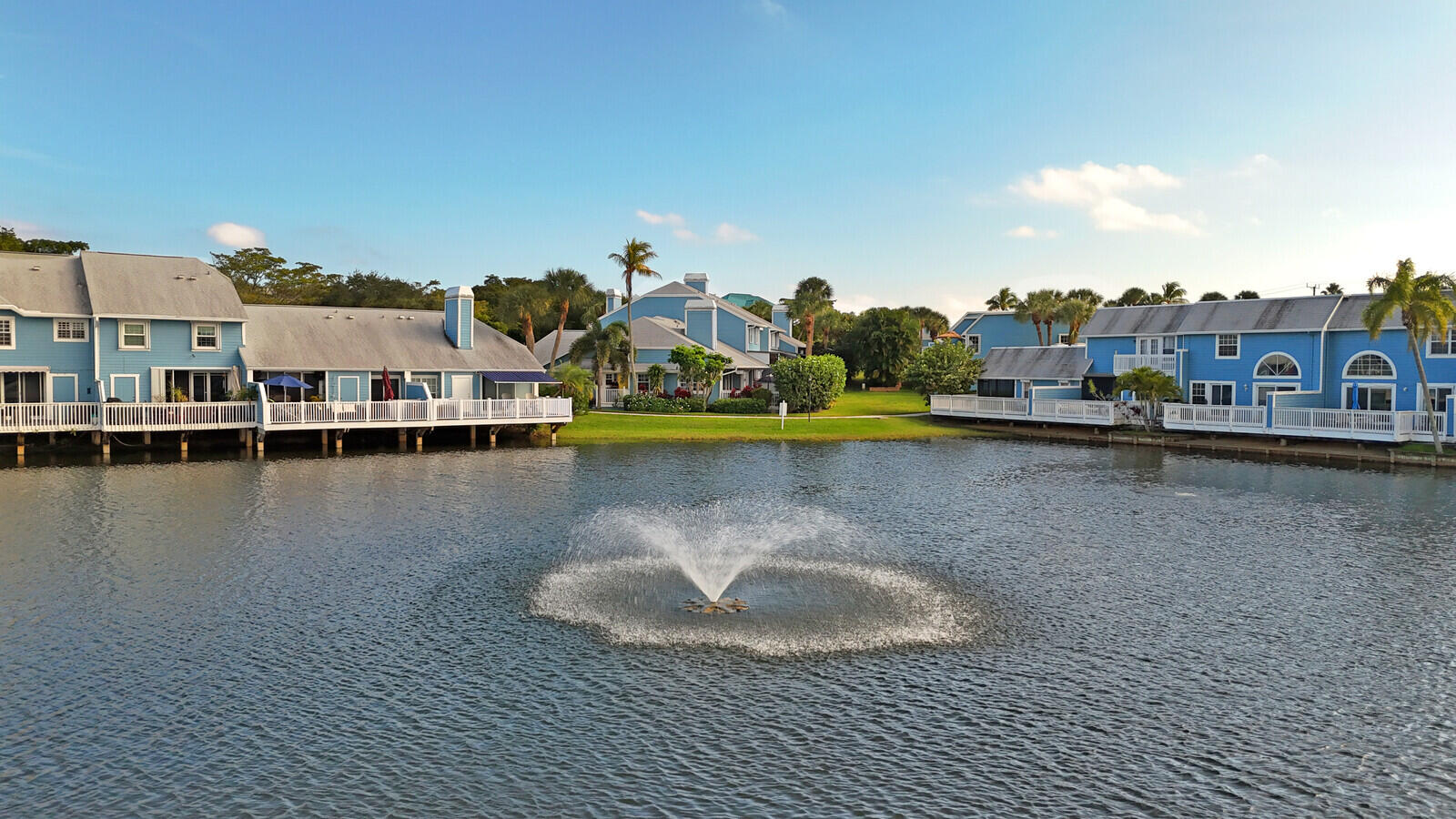 622 Ocean Dunes Circle