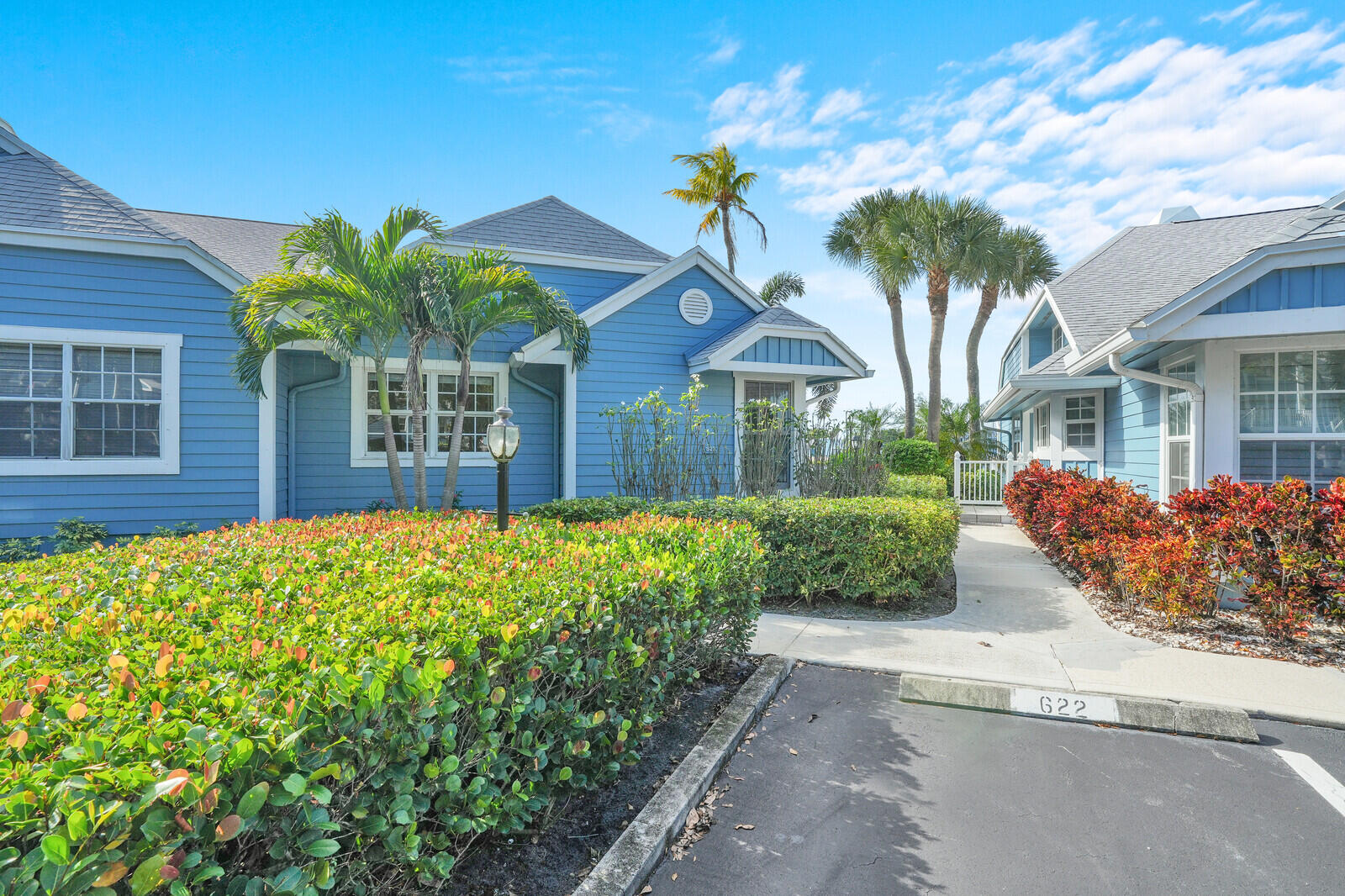 622 Ocean Dunes Circle