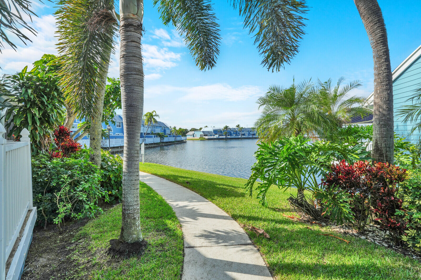 622 Ocean Dunes Circle