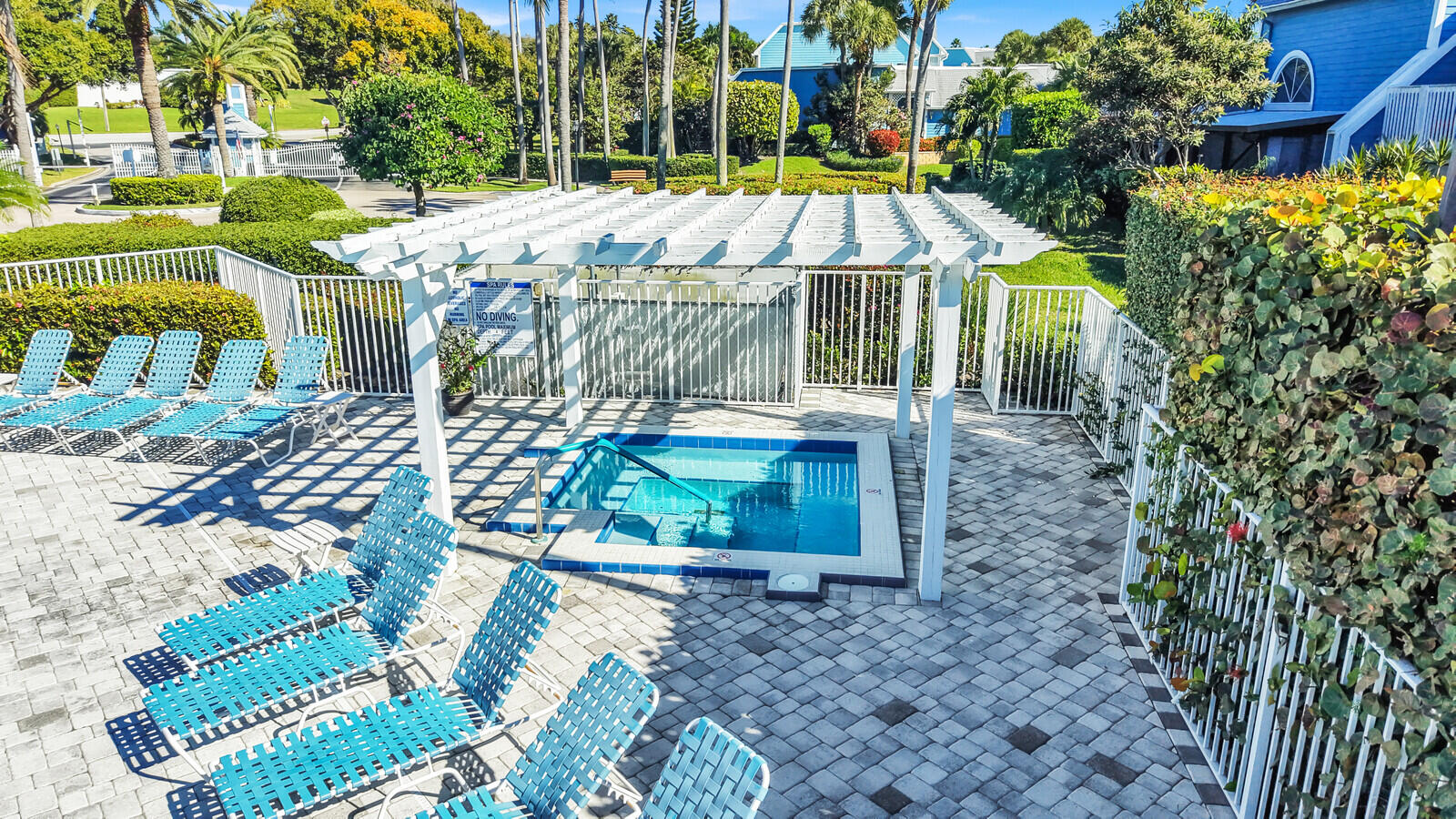 622 Ocean Dunes Circle