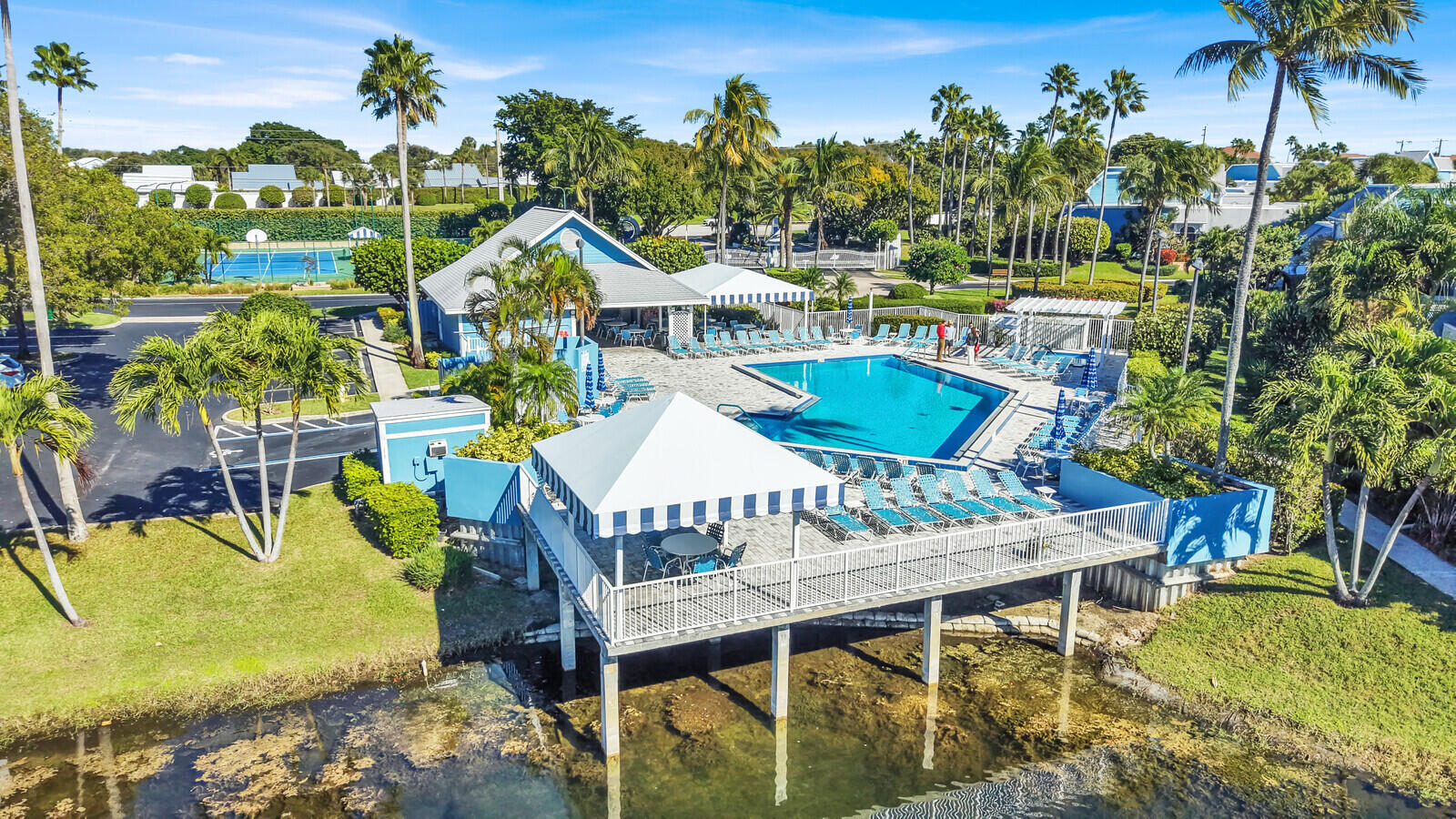 622 Ocean Dunes Circle