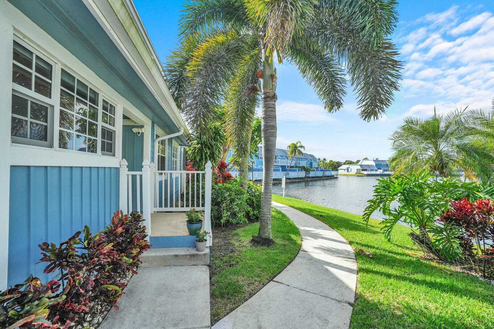 622 Ocean Dunes Circle