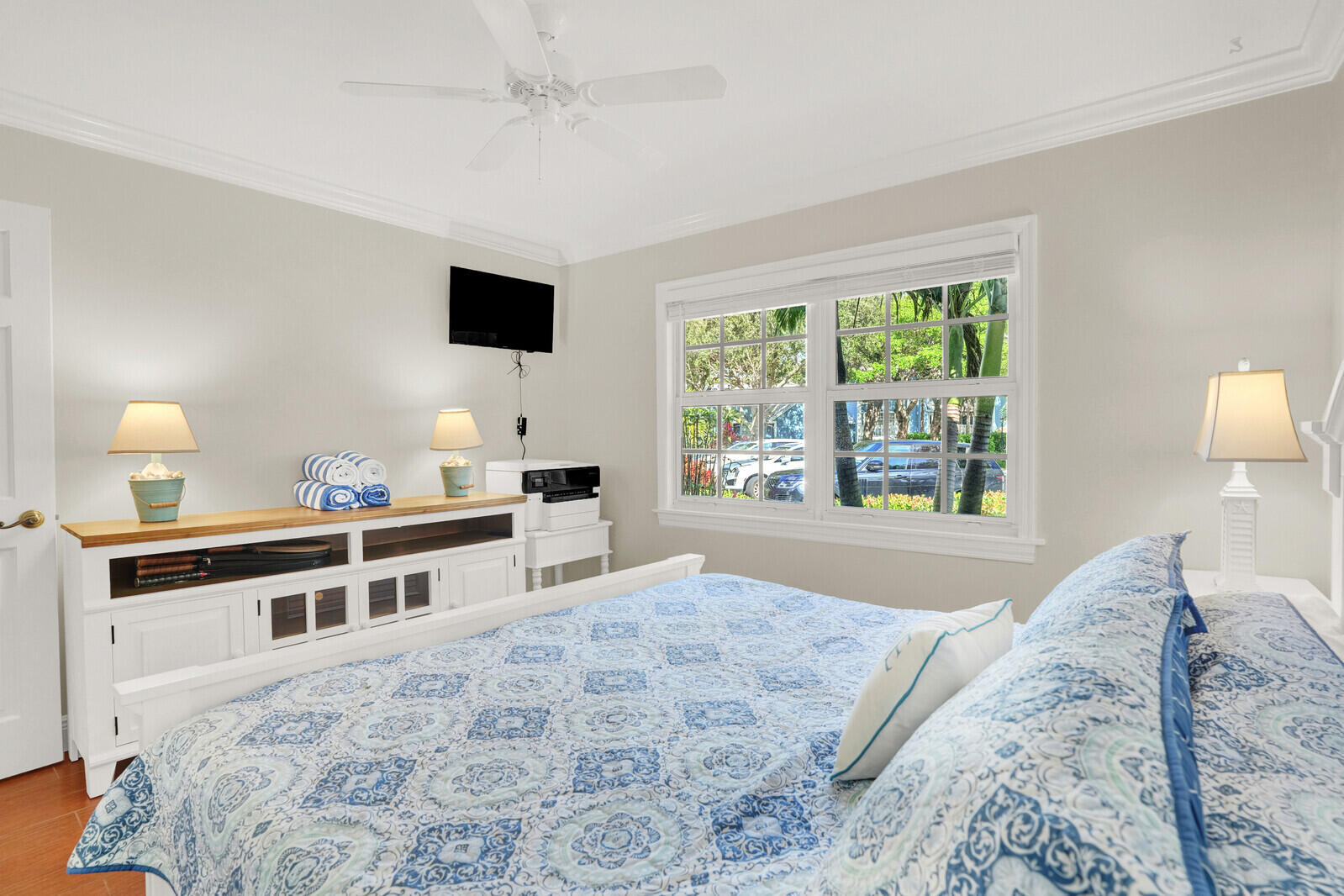 622 Ocean Dunes Circle