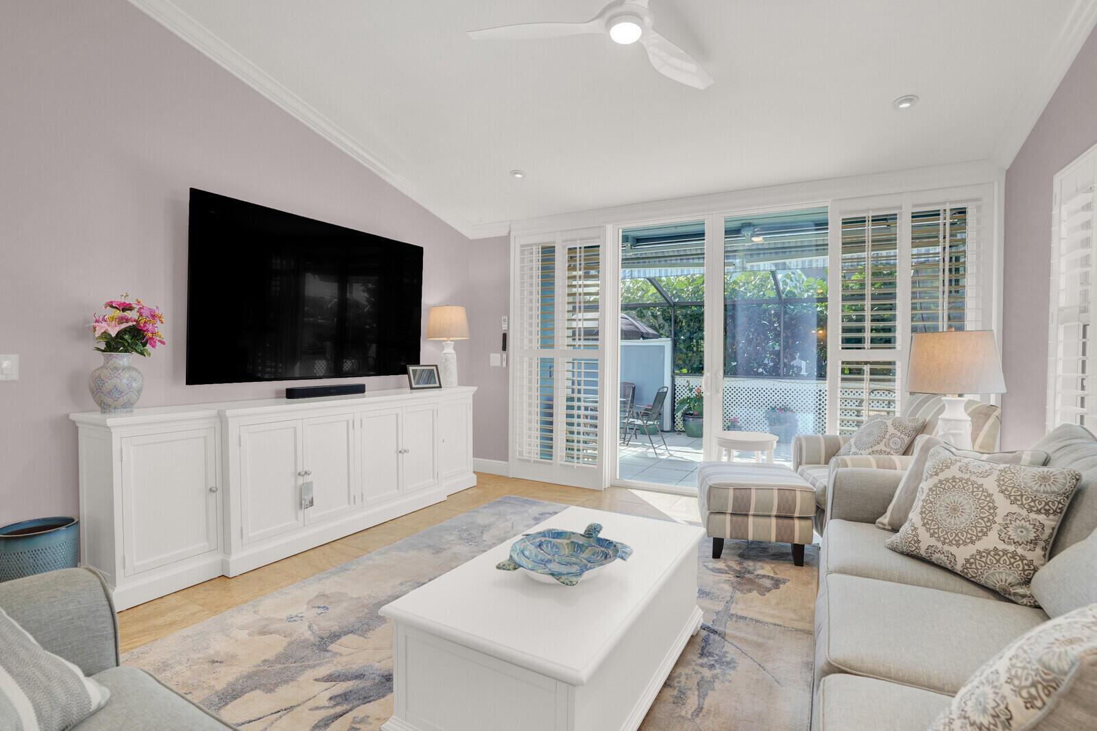 622 Ocean Dunes Circle