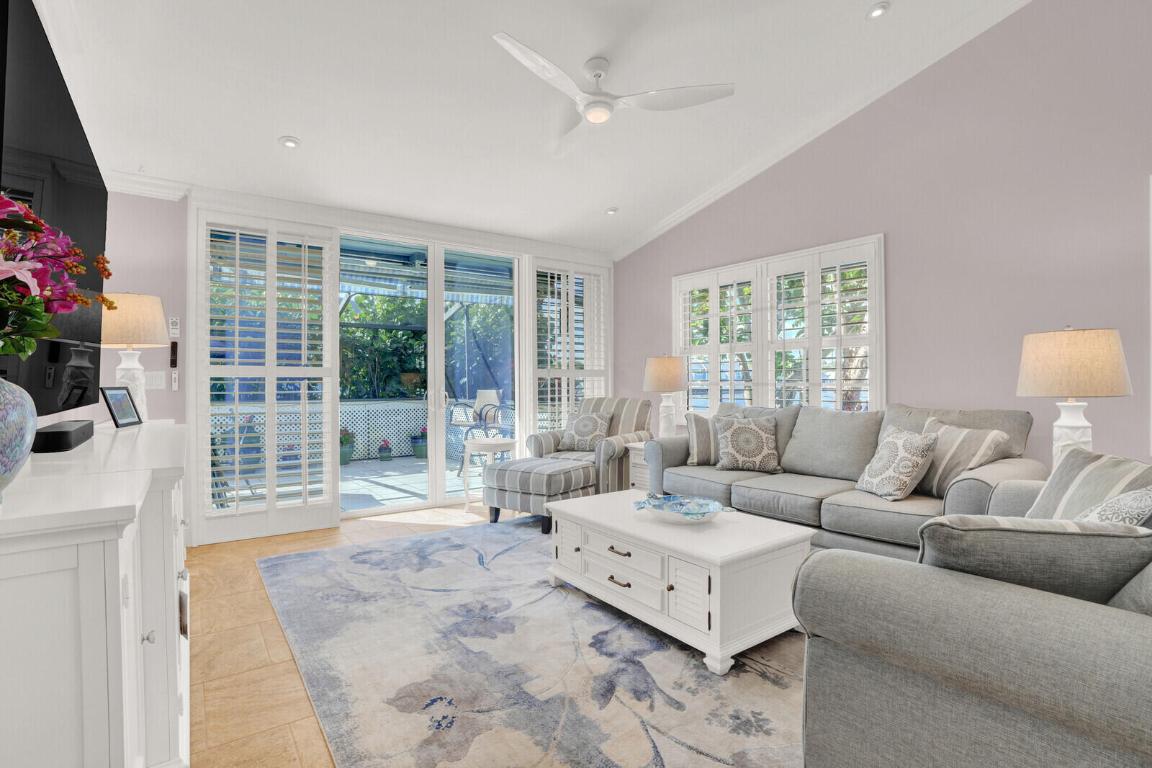 622 Ocean Dunes Circle