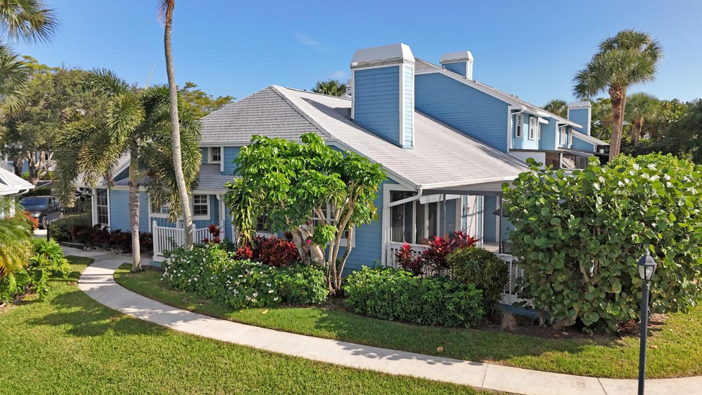 622 Ocean Dunes Circle