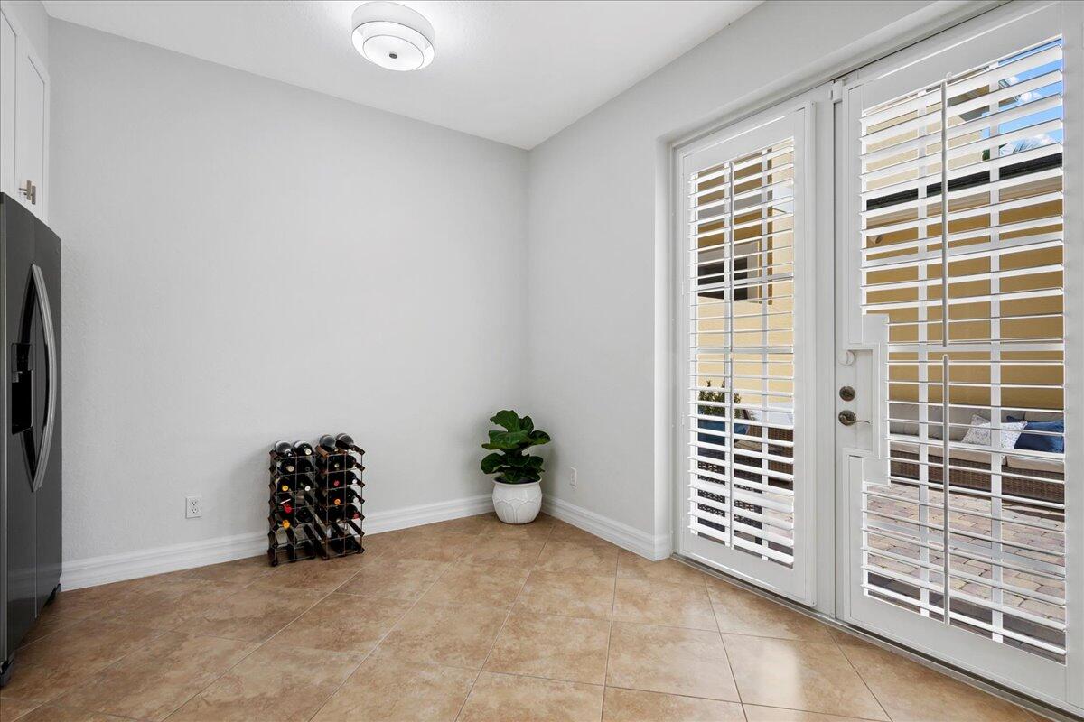 251 Edenberry Avenue