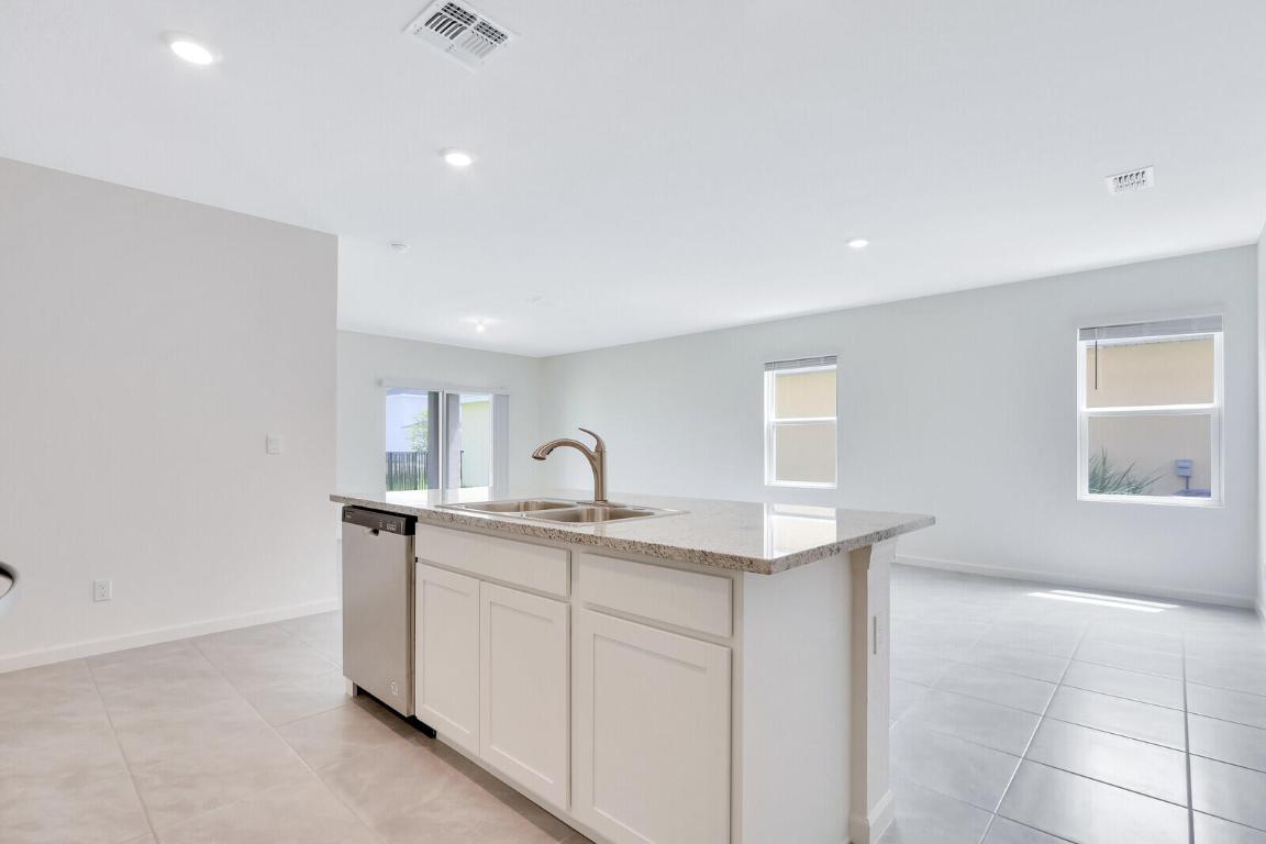 12335 SW Nettuno Way