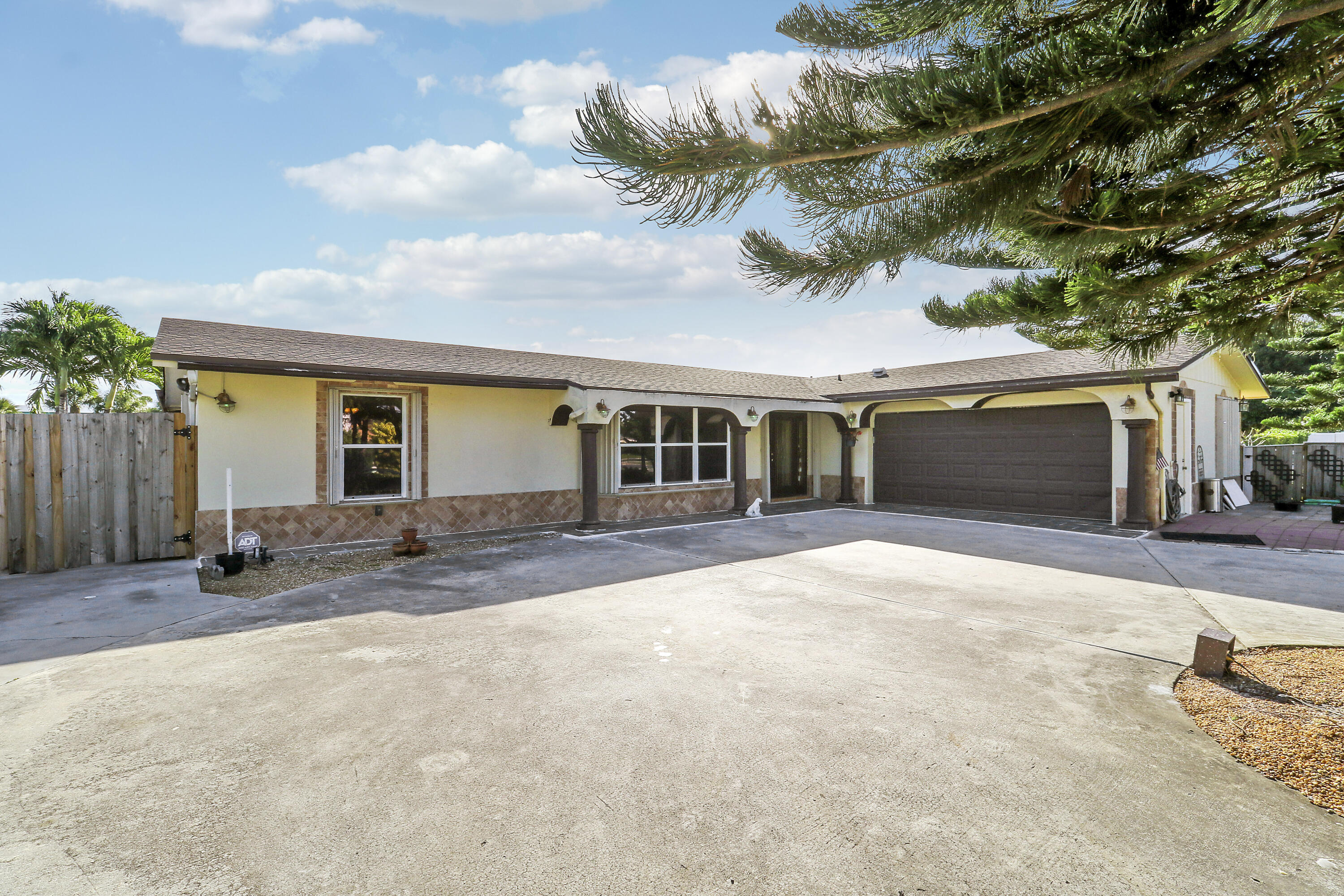 10868 Larch Court