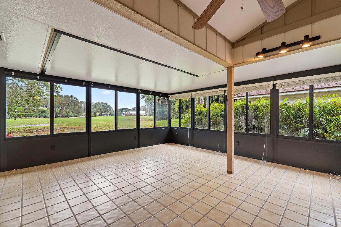 12921 SE Crooked Stick Lane