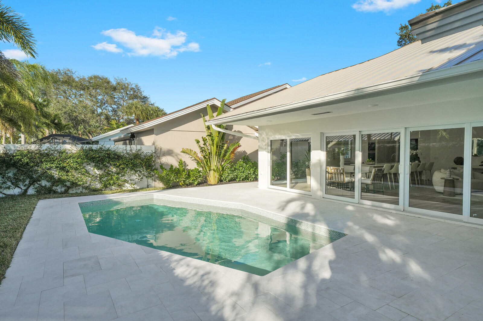 418 River Edge Road