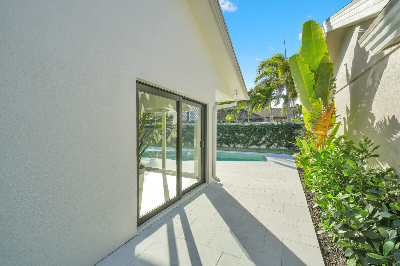 418 River Edge Road