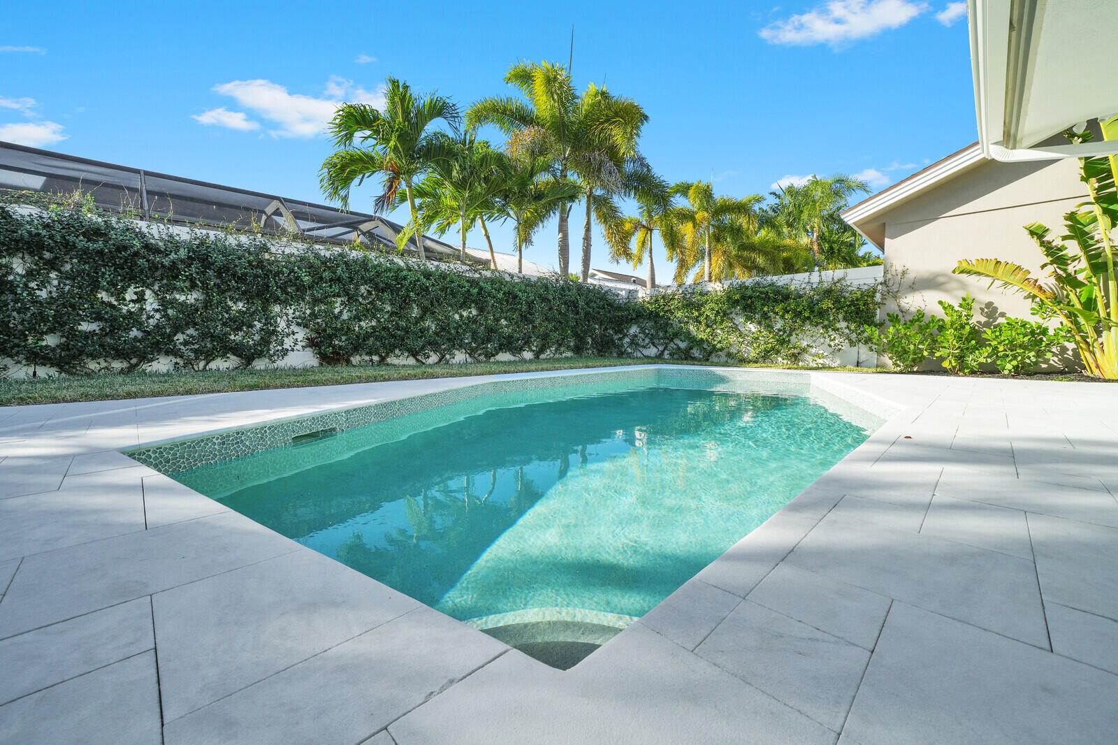 418 River Edge Road