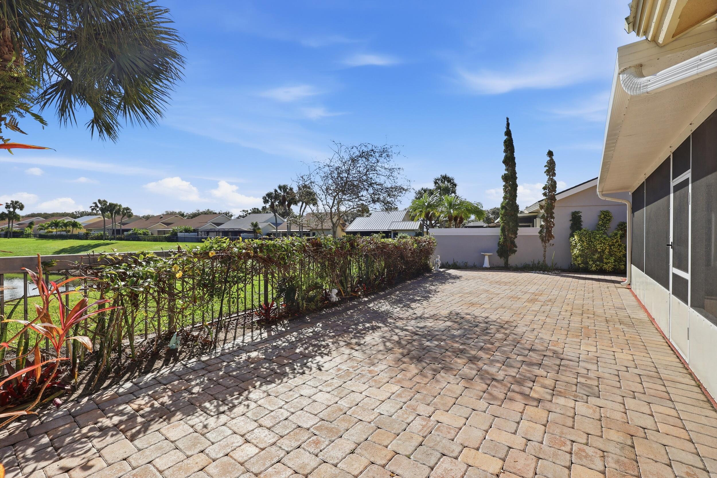 117 Sea Steppes Court