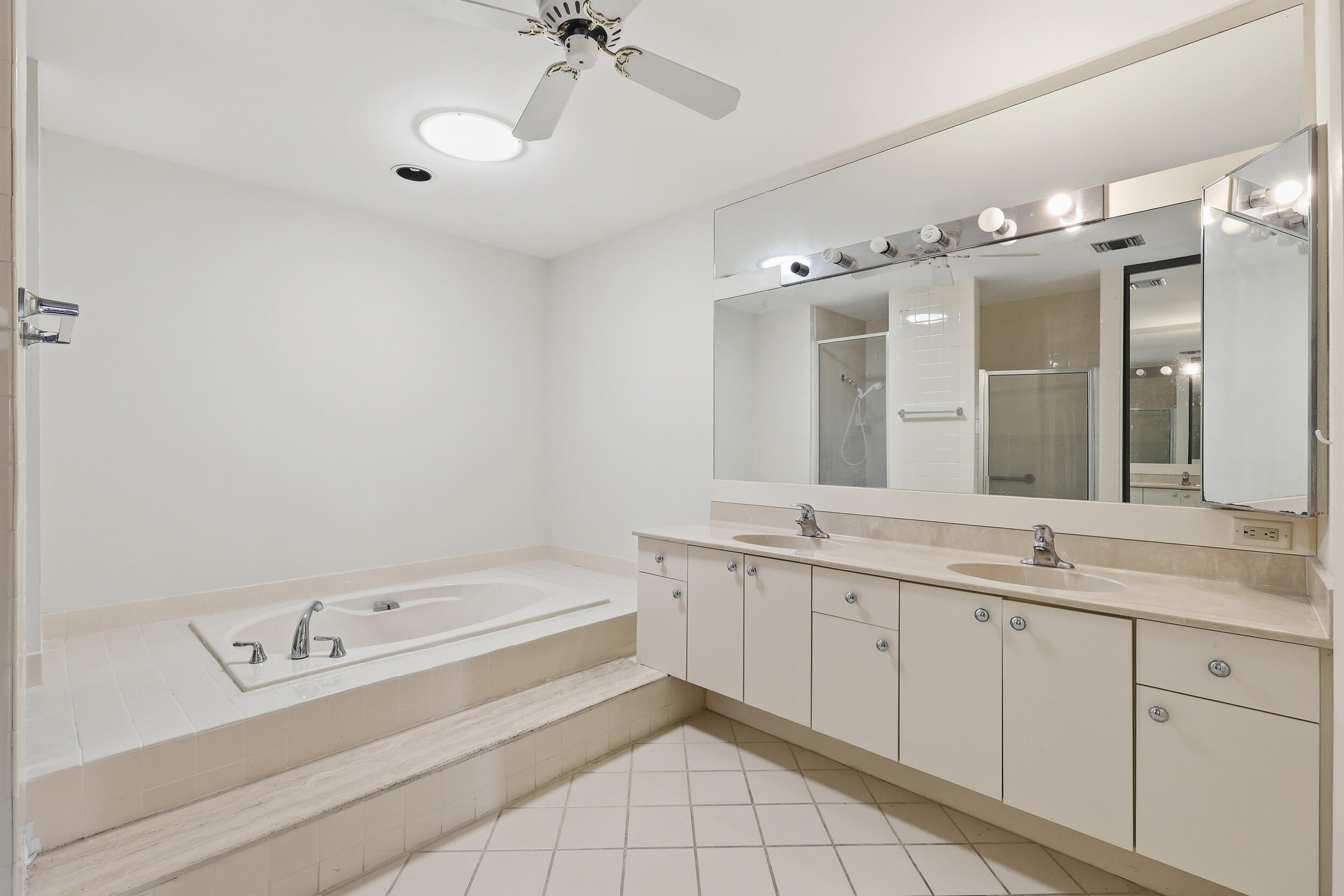 117 Sea Steppes Court