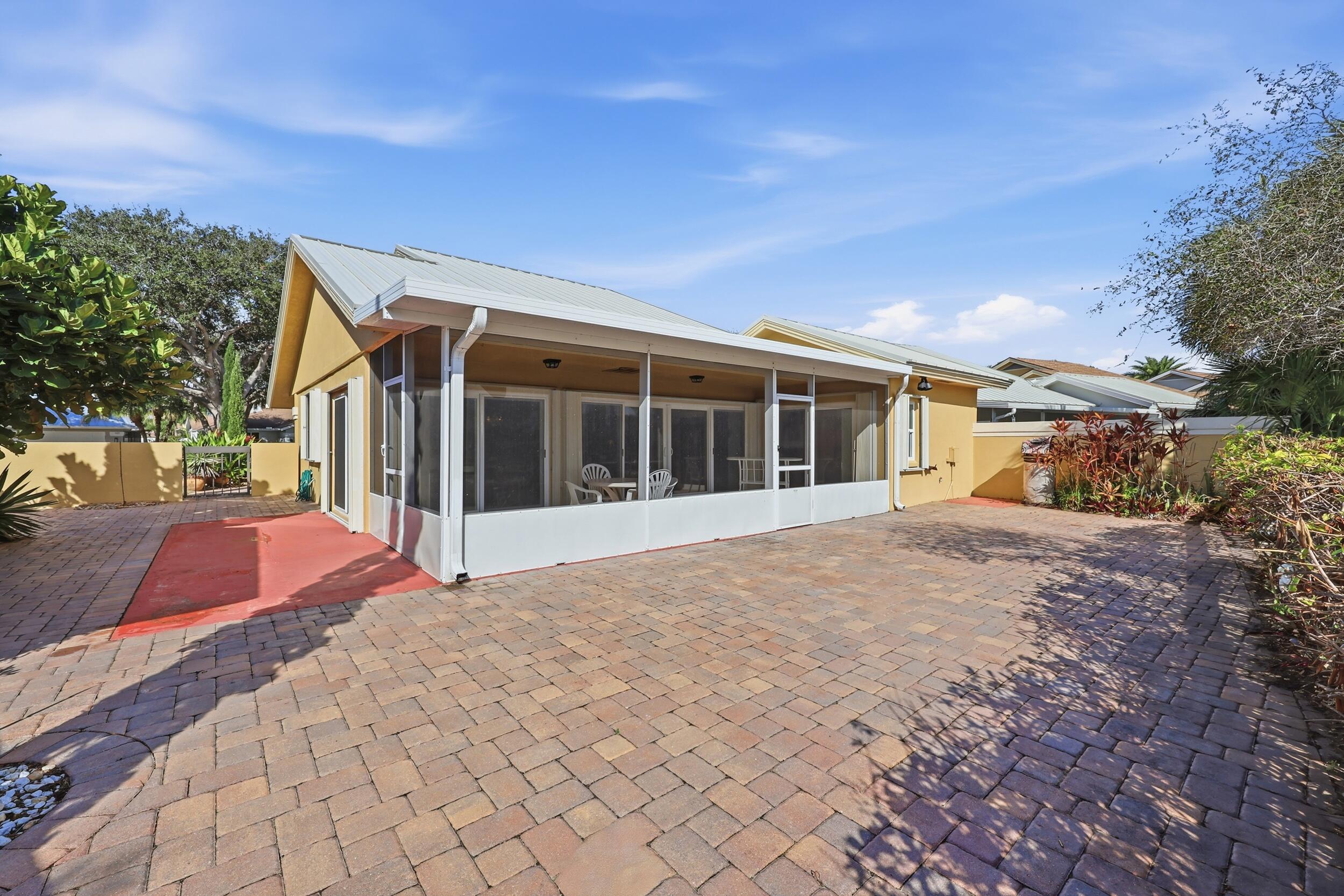 117 Sea Steppes Court