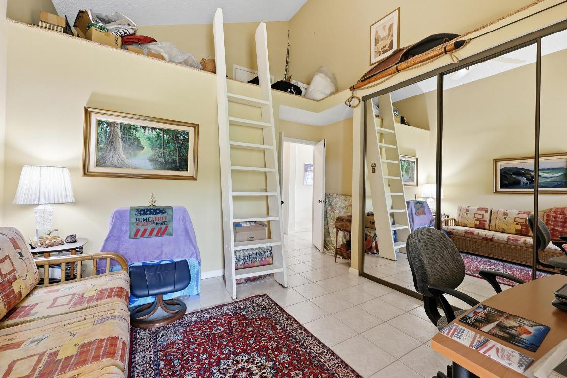 117 Sea Steppes Court