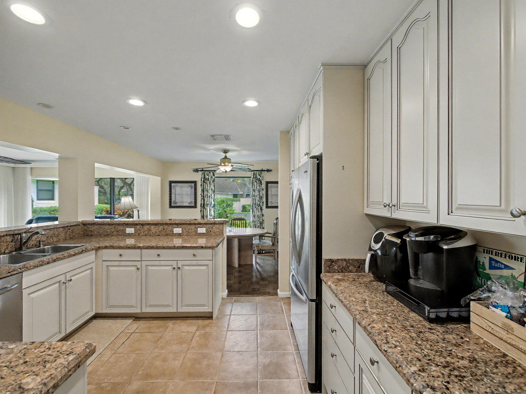 11354 Briarwood W/ 50ft Slip Place