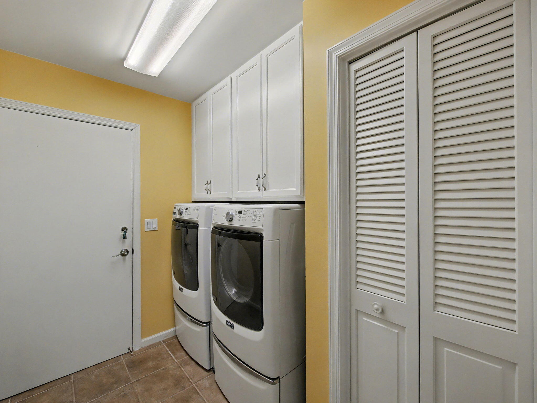 11354 Briarwood W/ 50ft Slip Place