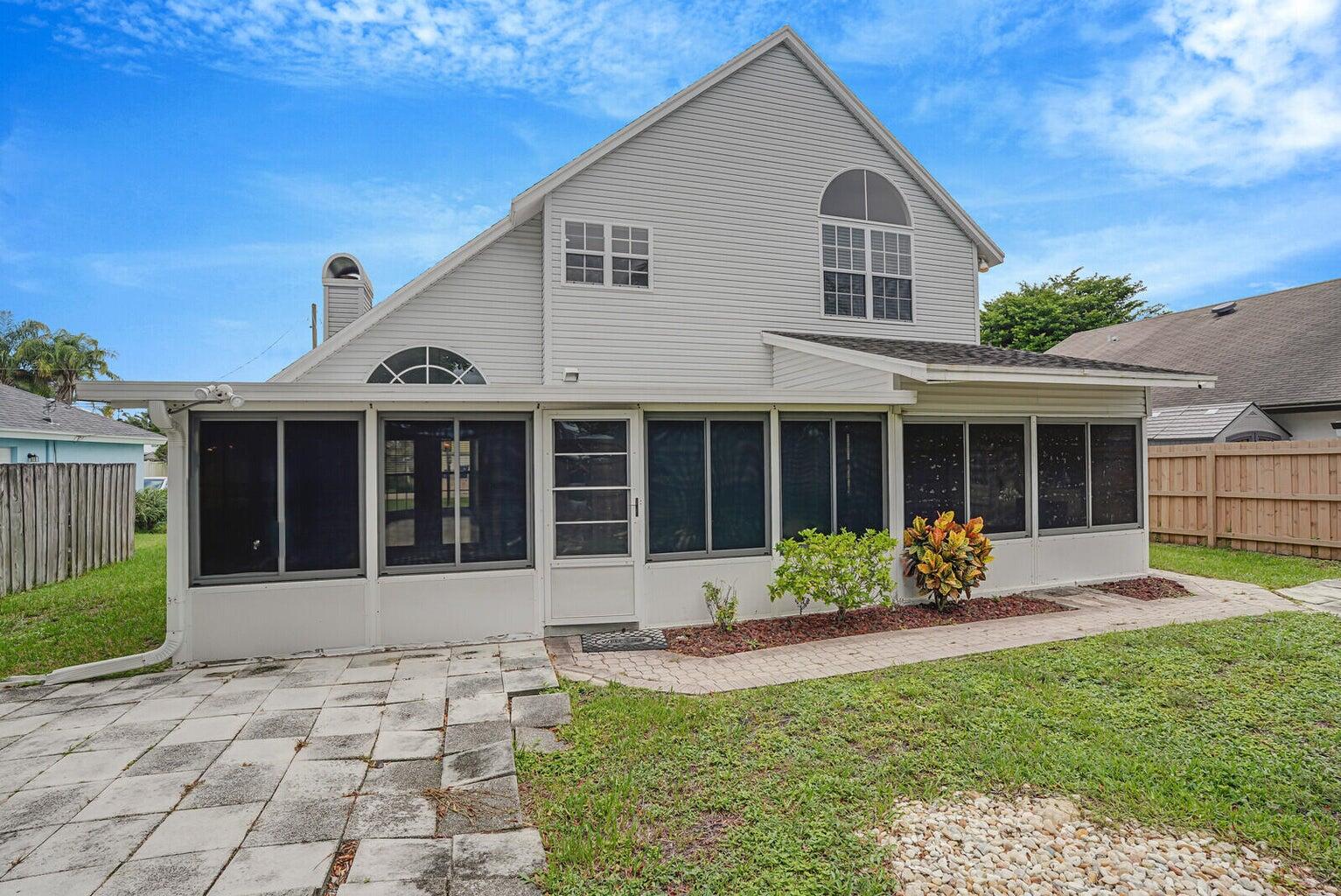 6467 Foster Street