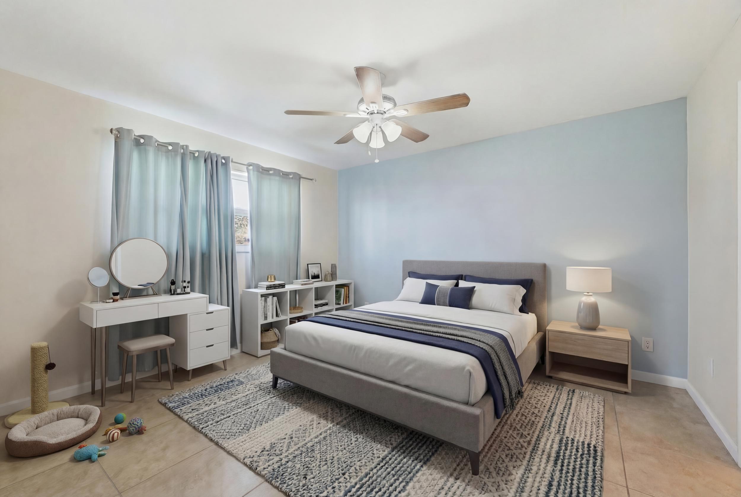 305 Circle E