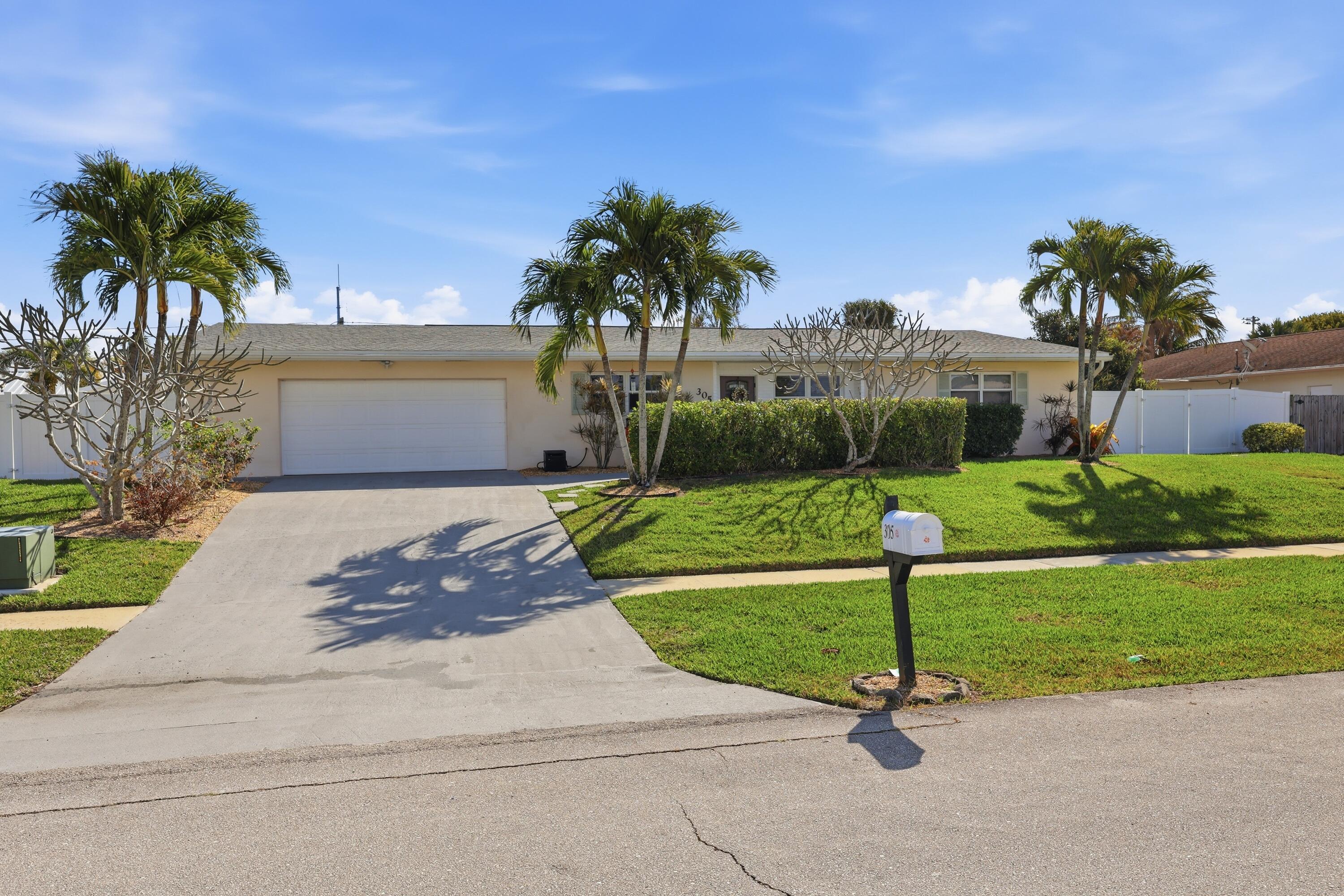 305 Circle E