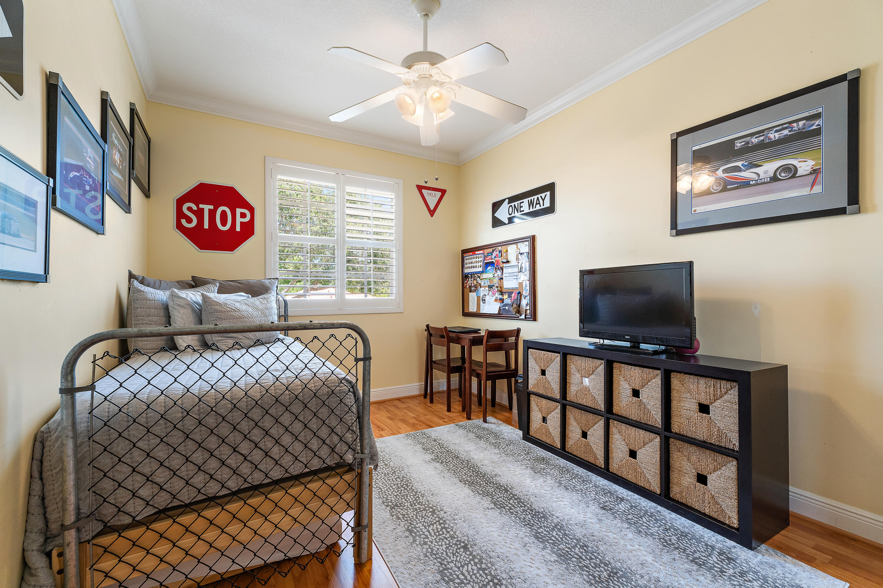 112 Hidden Hollow Drive