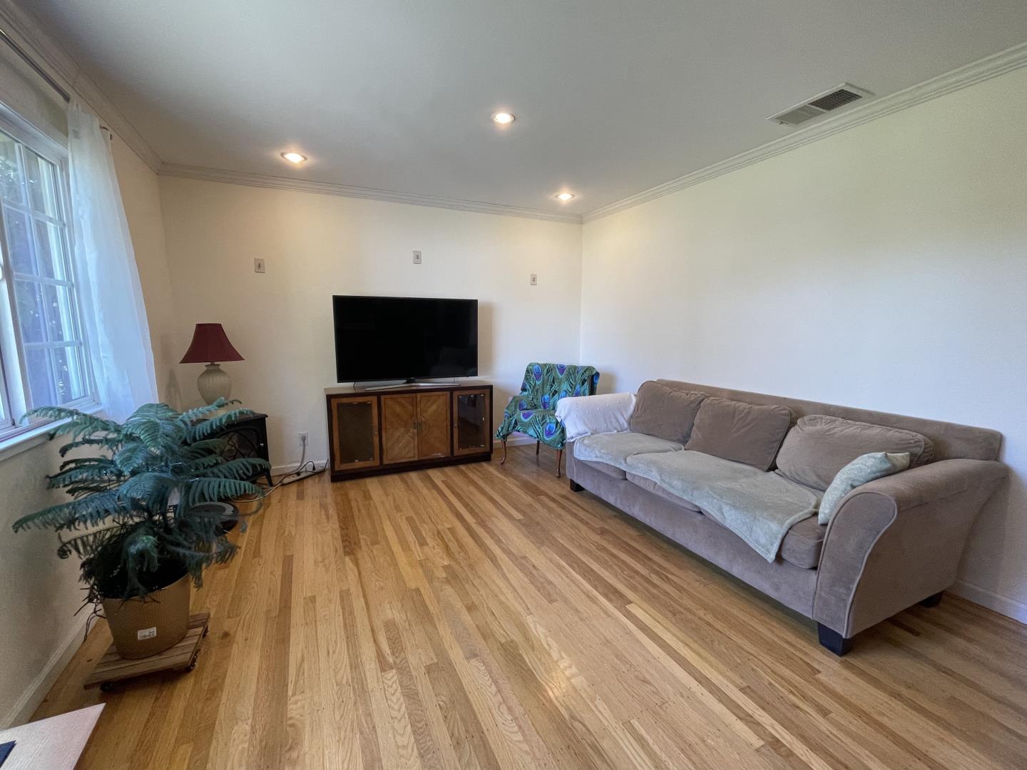 2597 Amethyst Drive