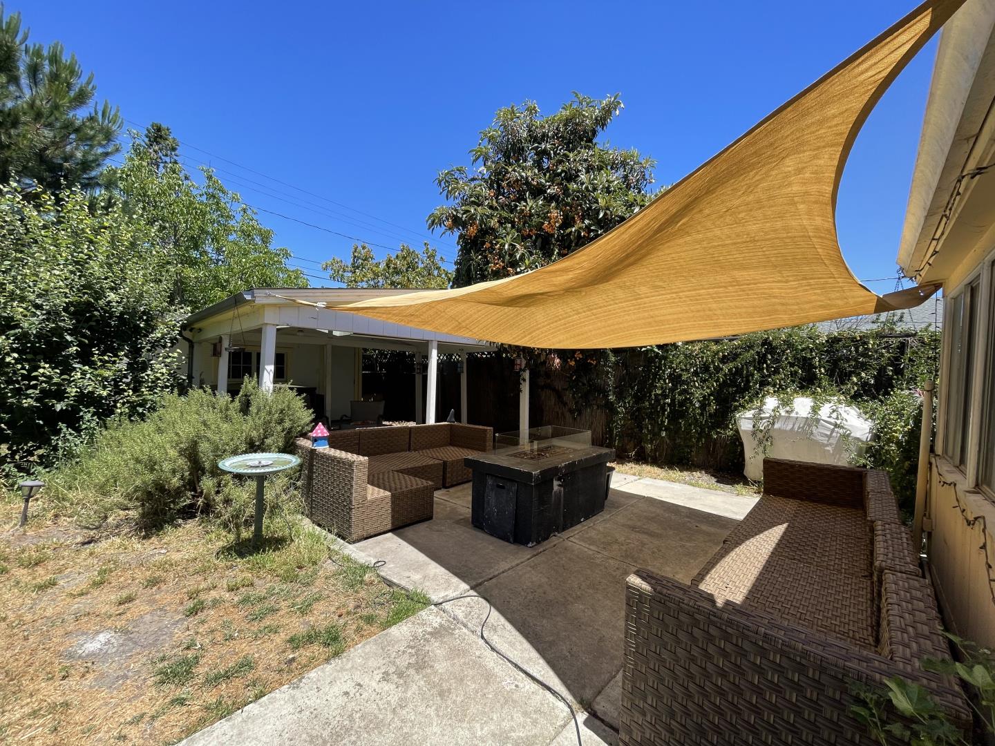 2597 Amethyst Drive
