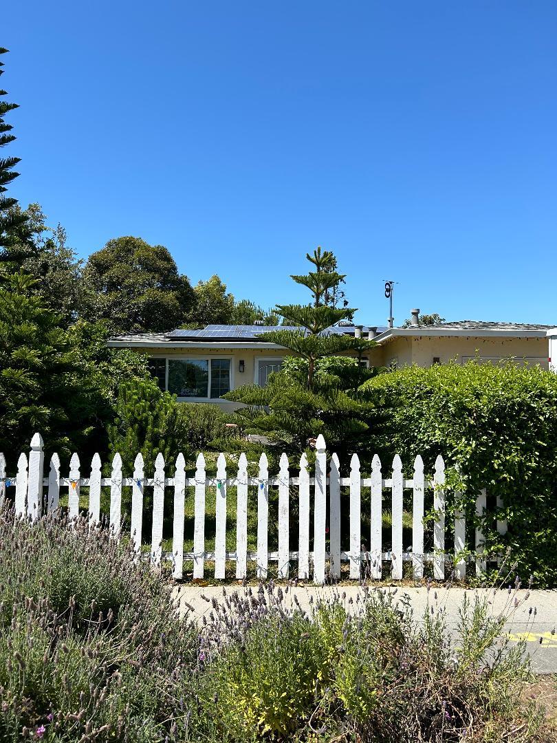 2597 Amethyst Drive