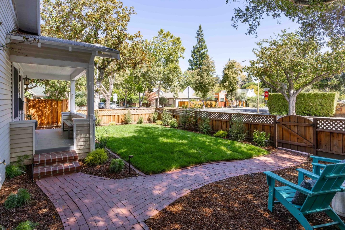 671 Kingsley Avenue