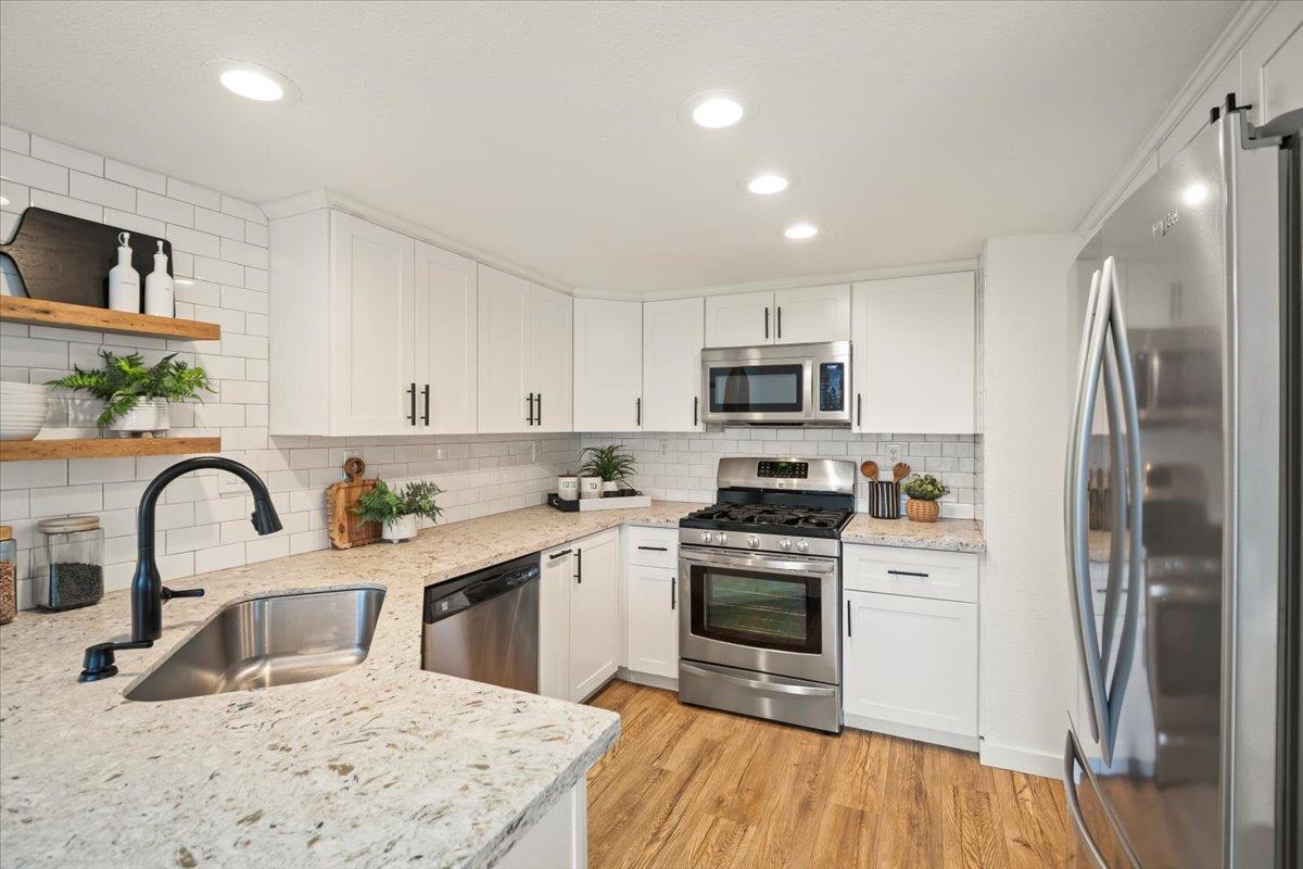 16761 San Luis Way
