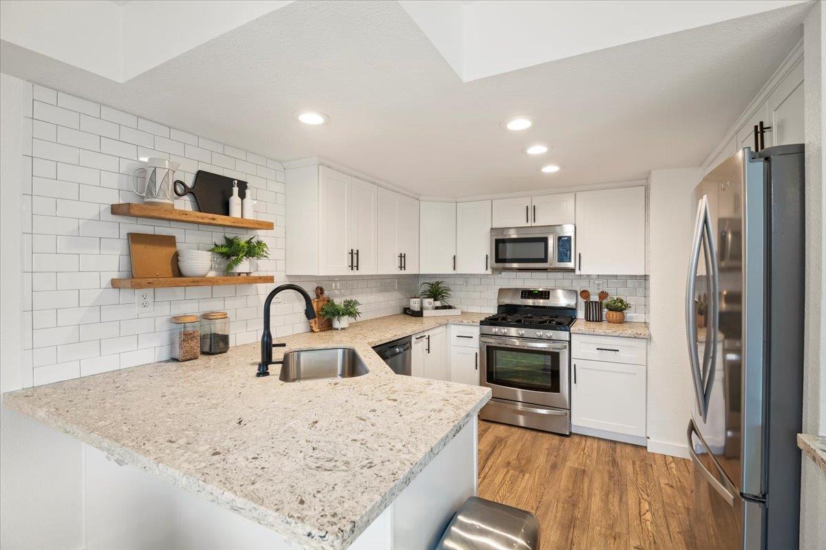 16761 San Luis Way