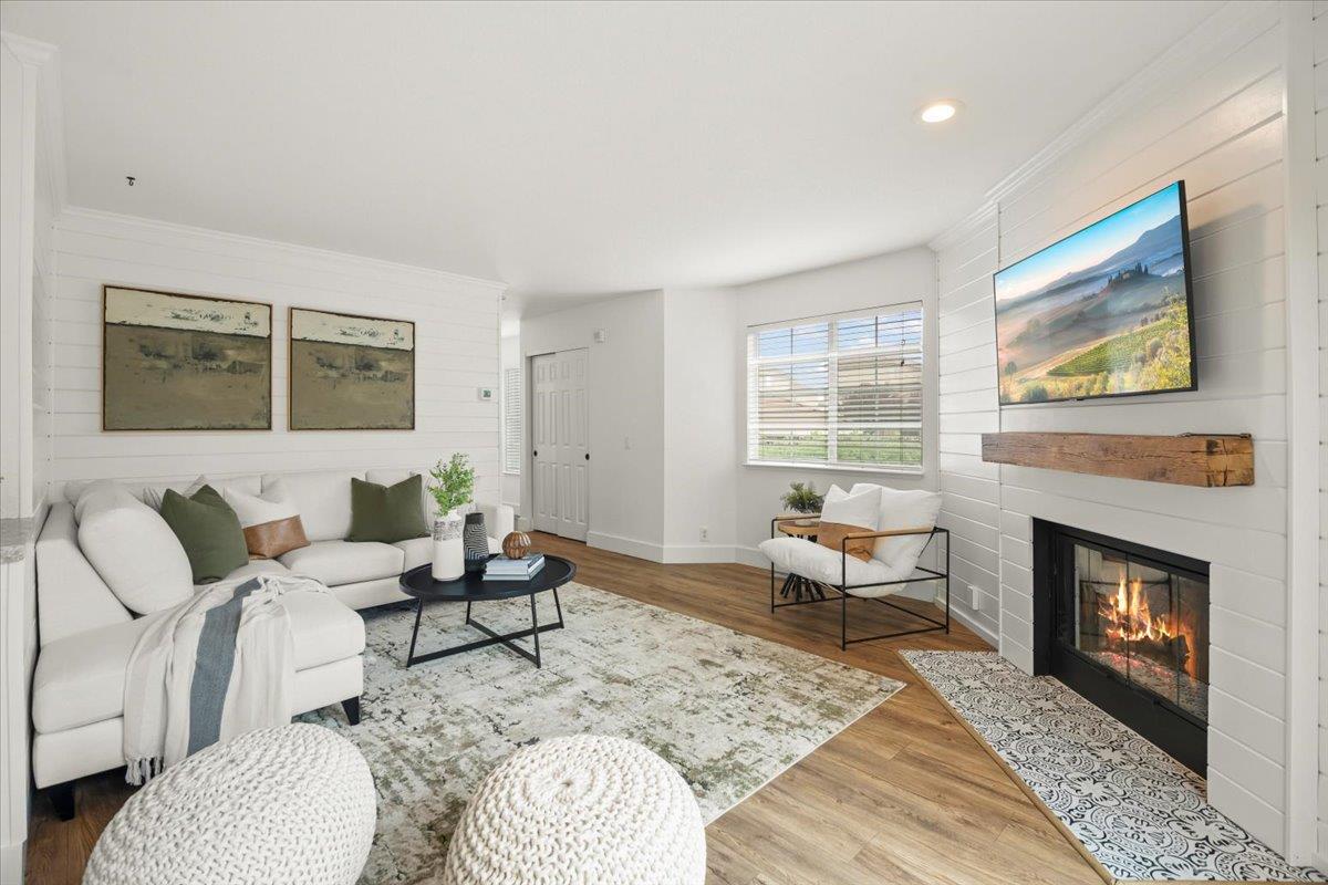 16761 San Luis Way