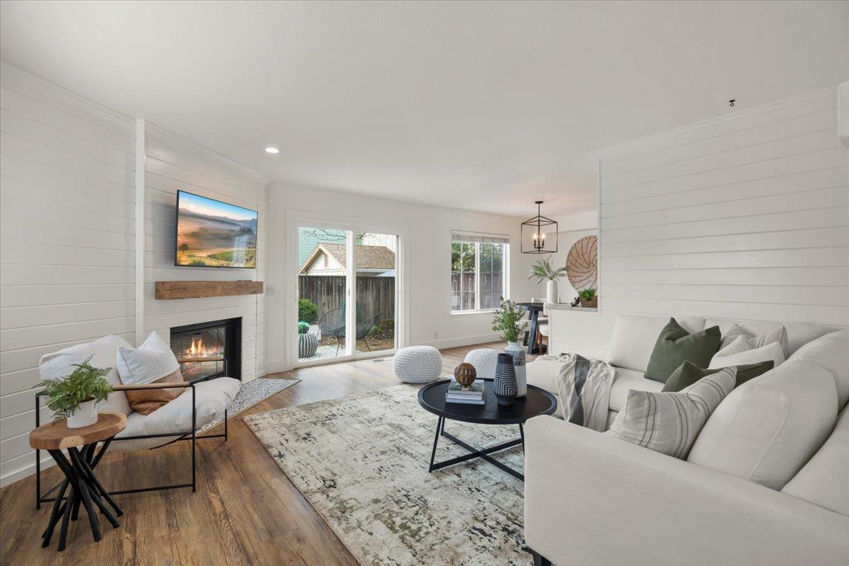 16761 San Luis Way
