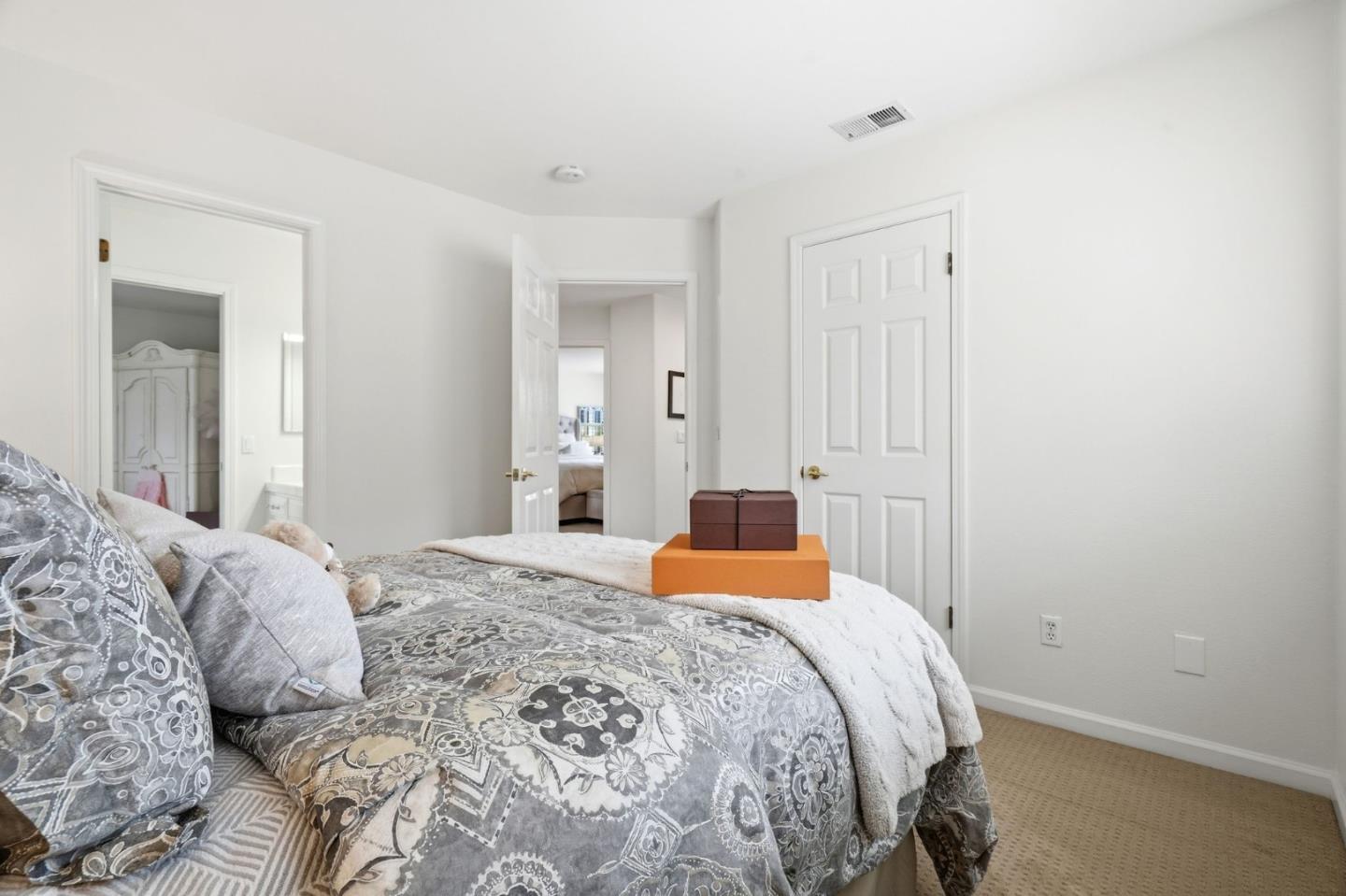 1526 Redding Park Lane