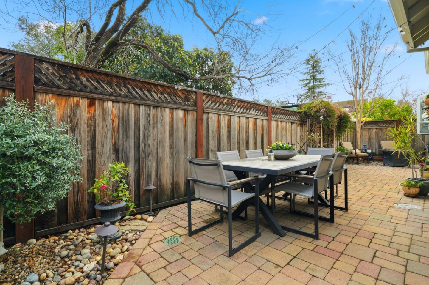 1526 Redding Park Lane