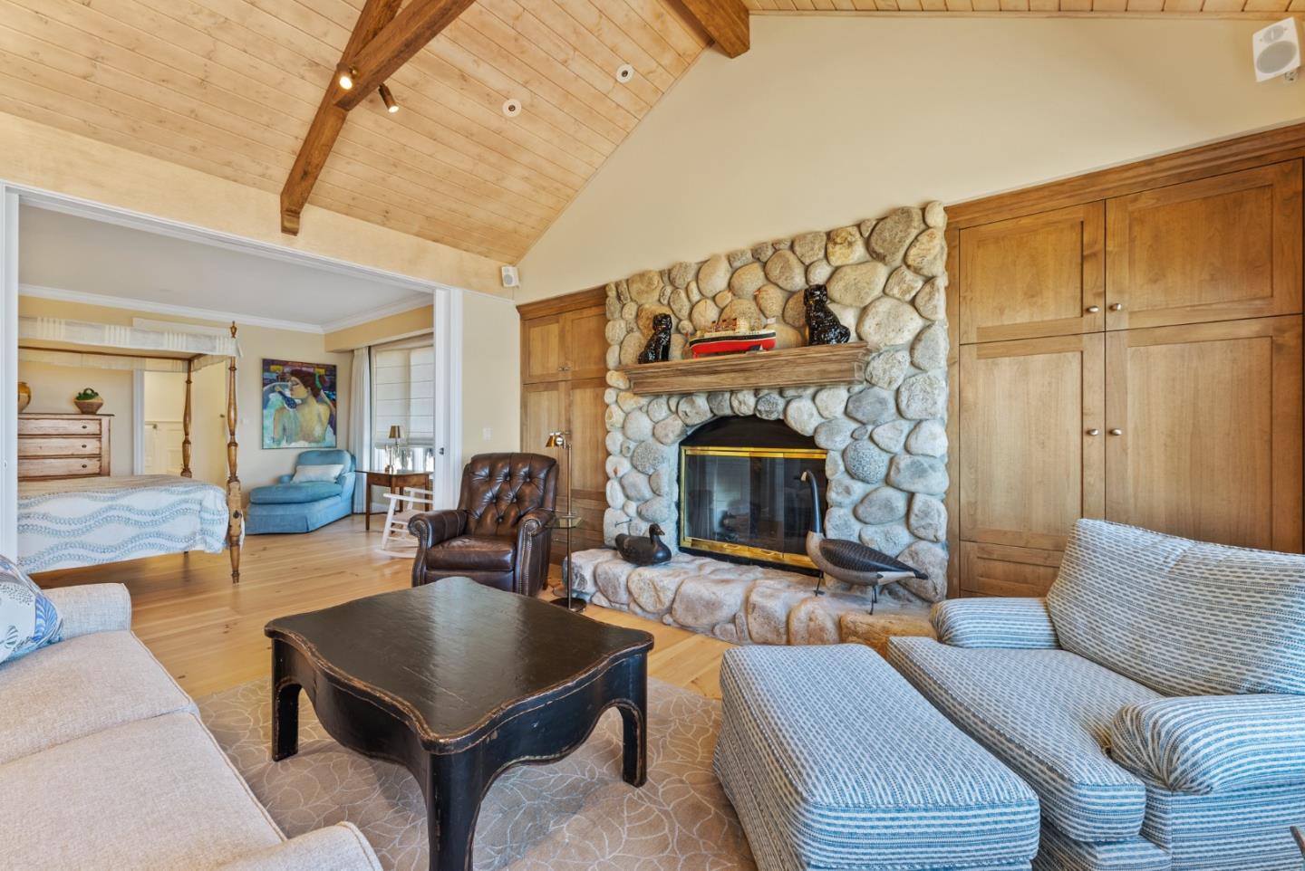 4362 Opal Cliff