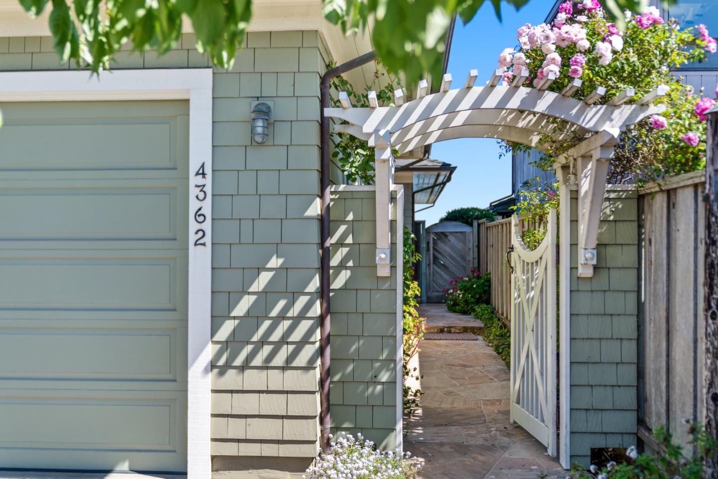 4362 Opal Cliff