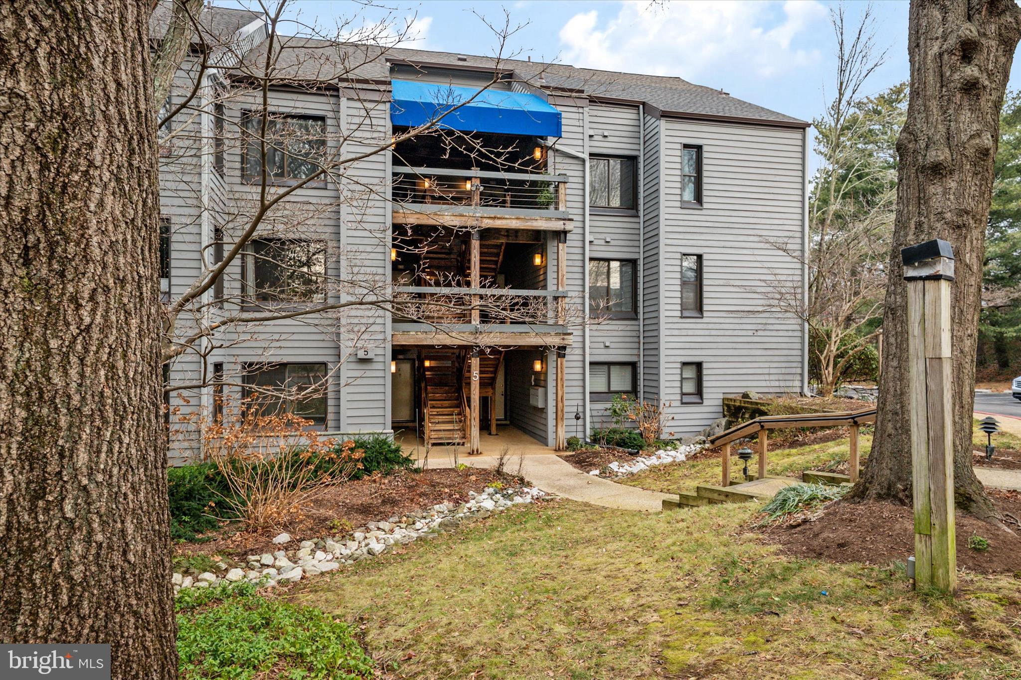 5 SPA CREEK LANDING B1