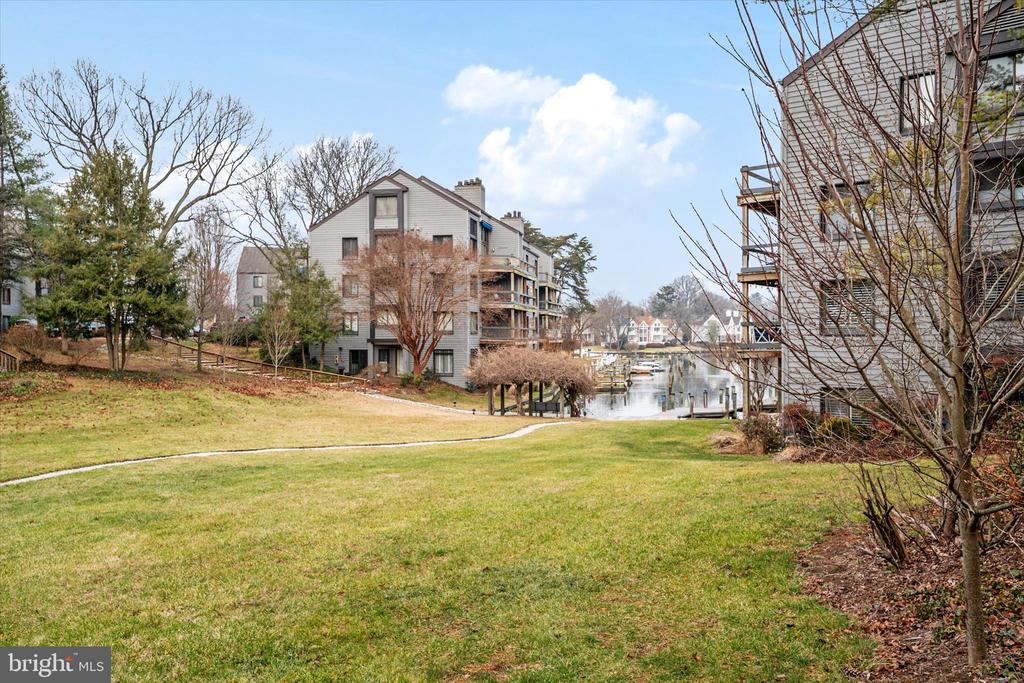 5 SPA CREEK LANDING B1