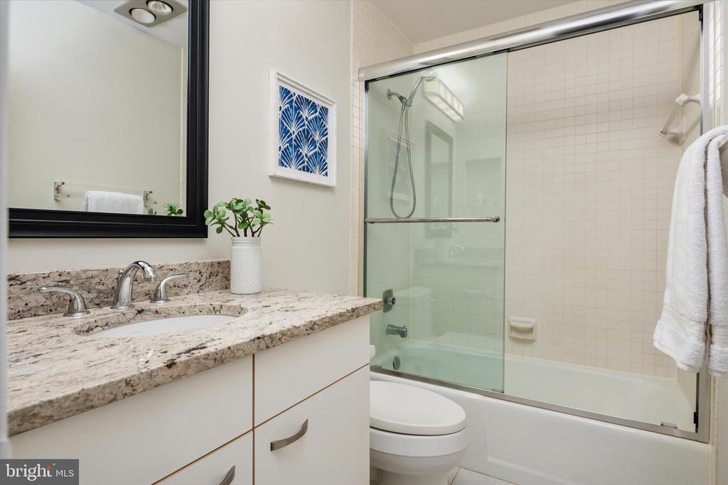 5 SPA CREEK LANDING B1