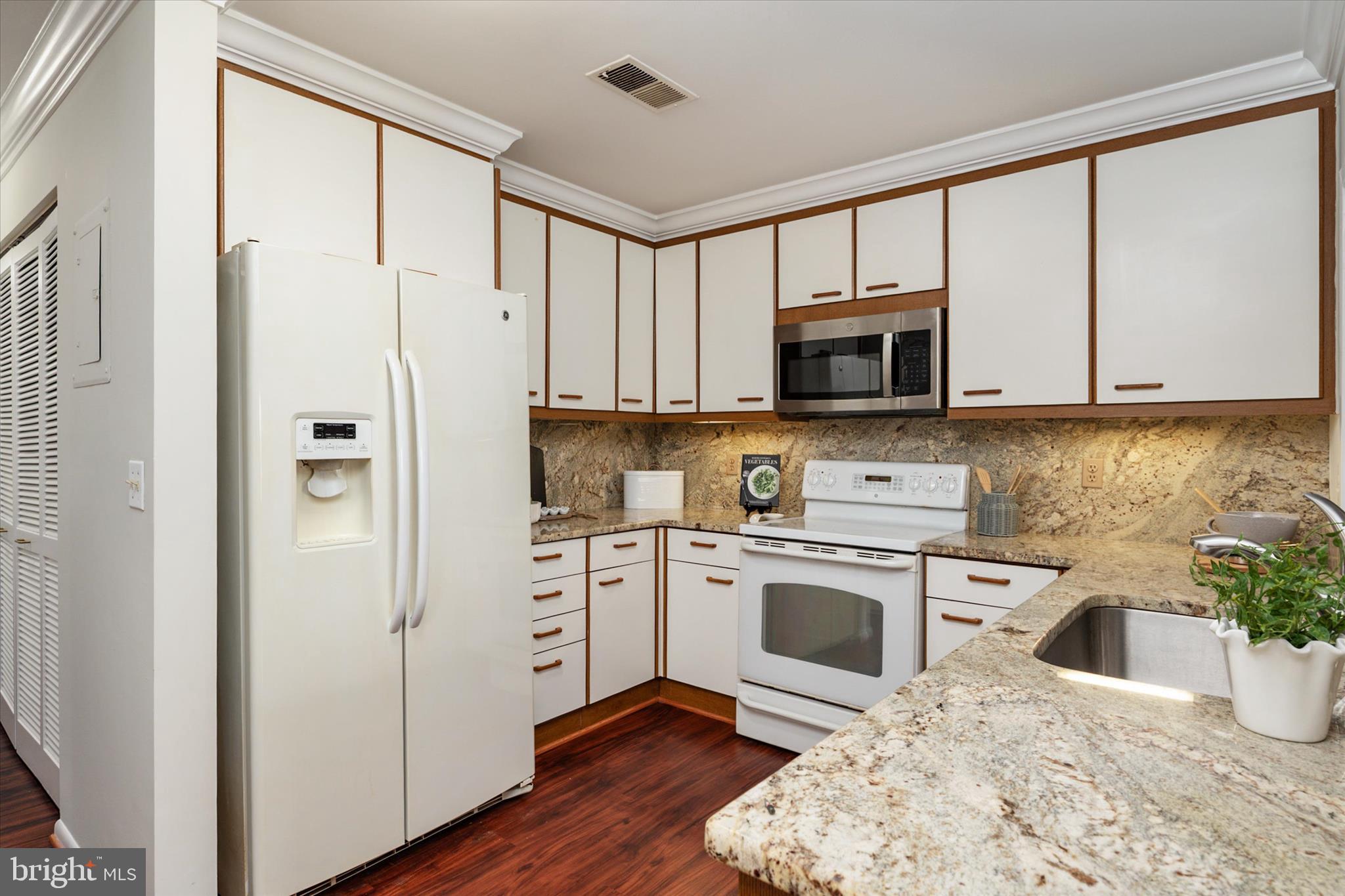 5 SPA CREEK LANDING B1