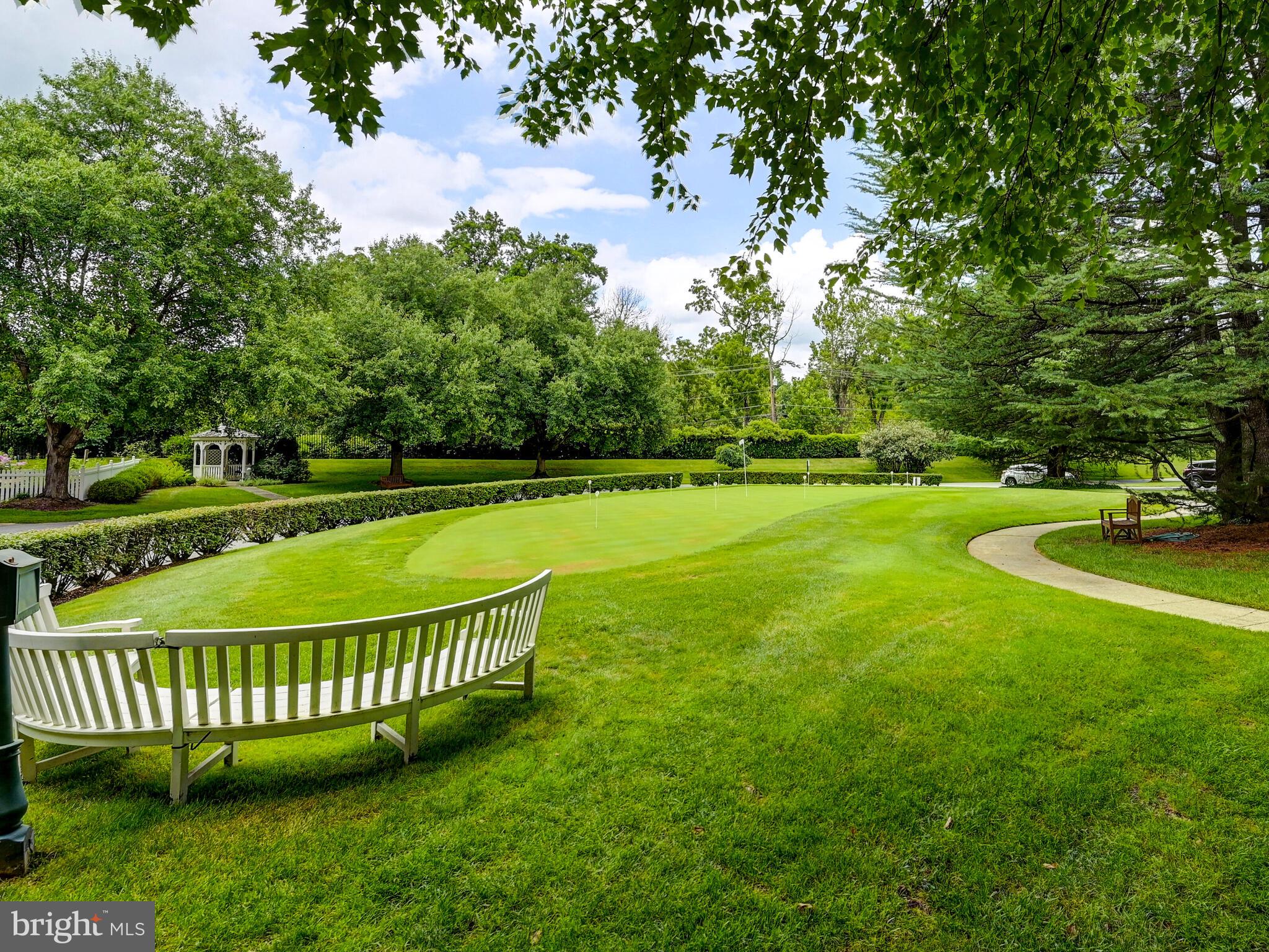 203 Brightwood Club Dr #203