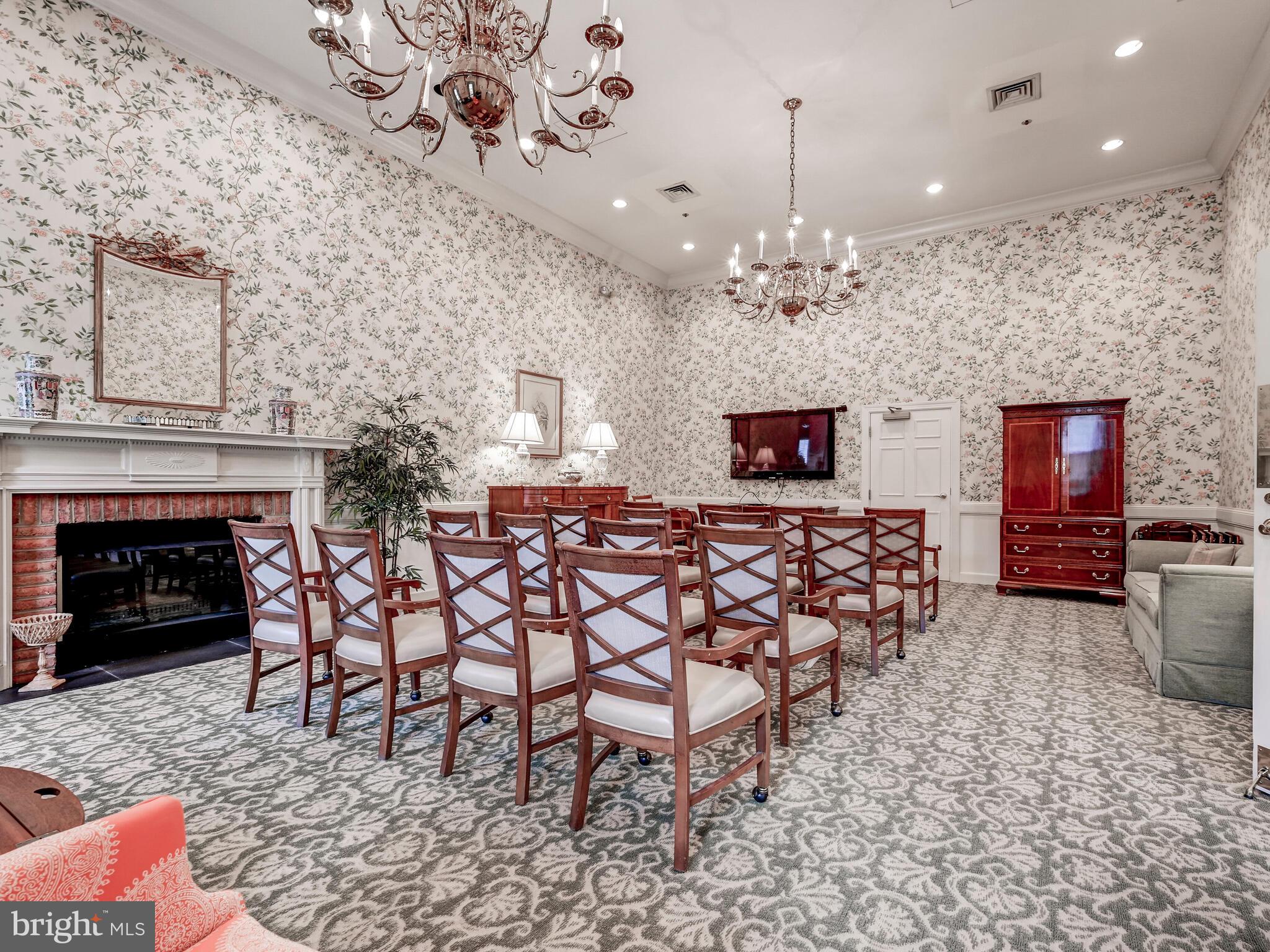 203 Brightwood Club Dr #203