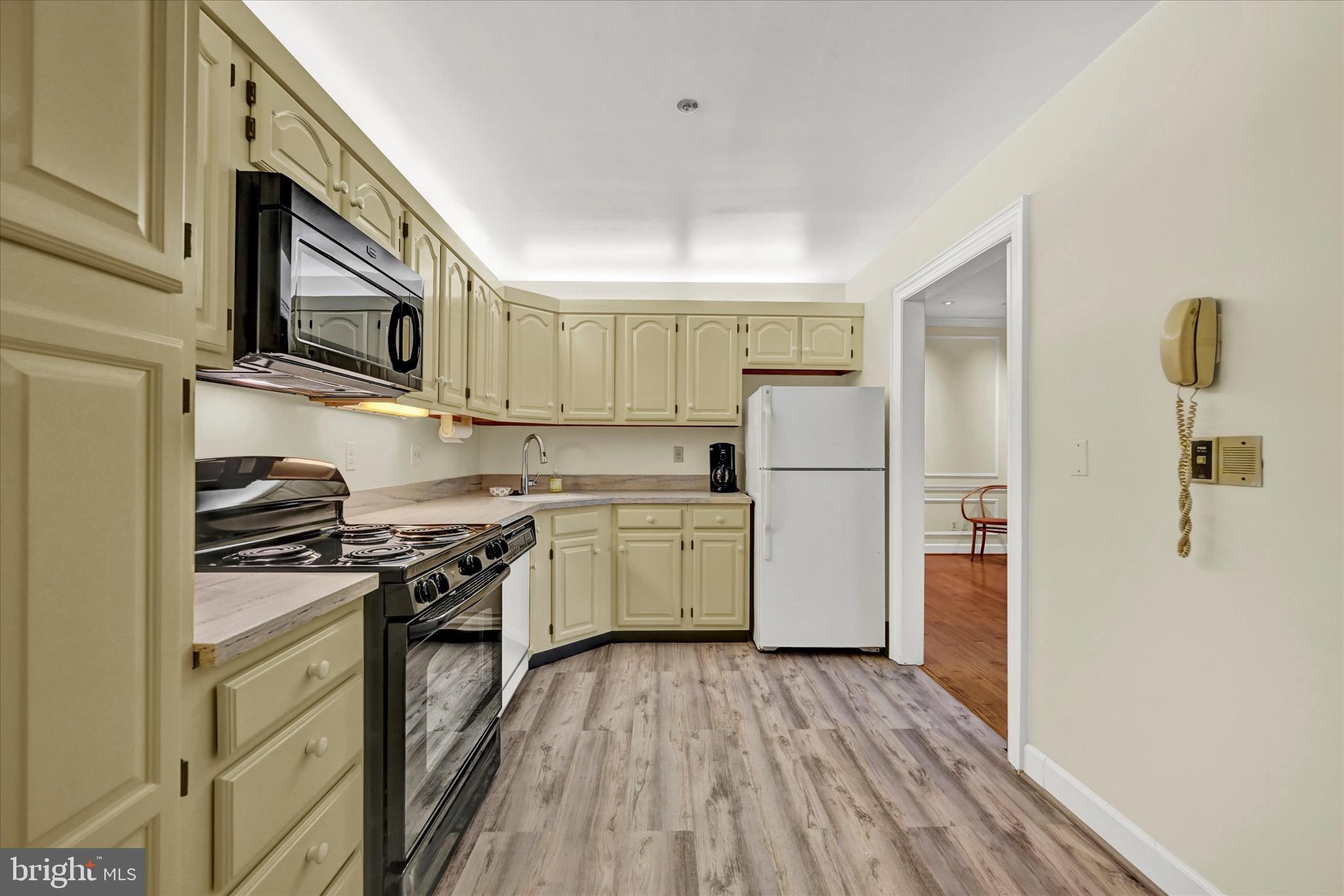 203 Brightwood Club Dr #203