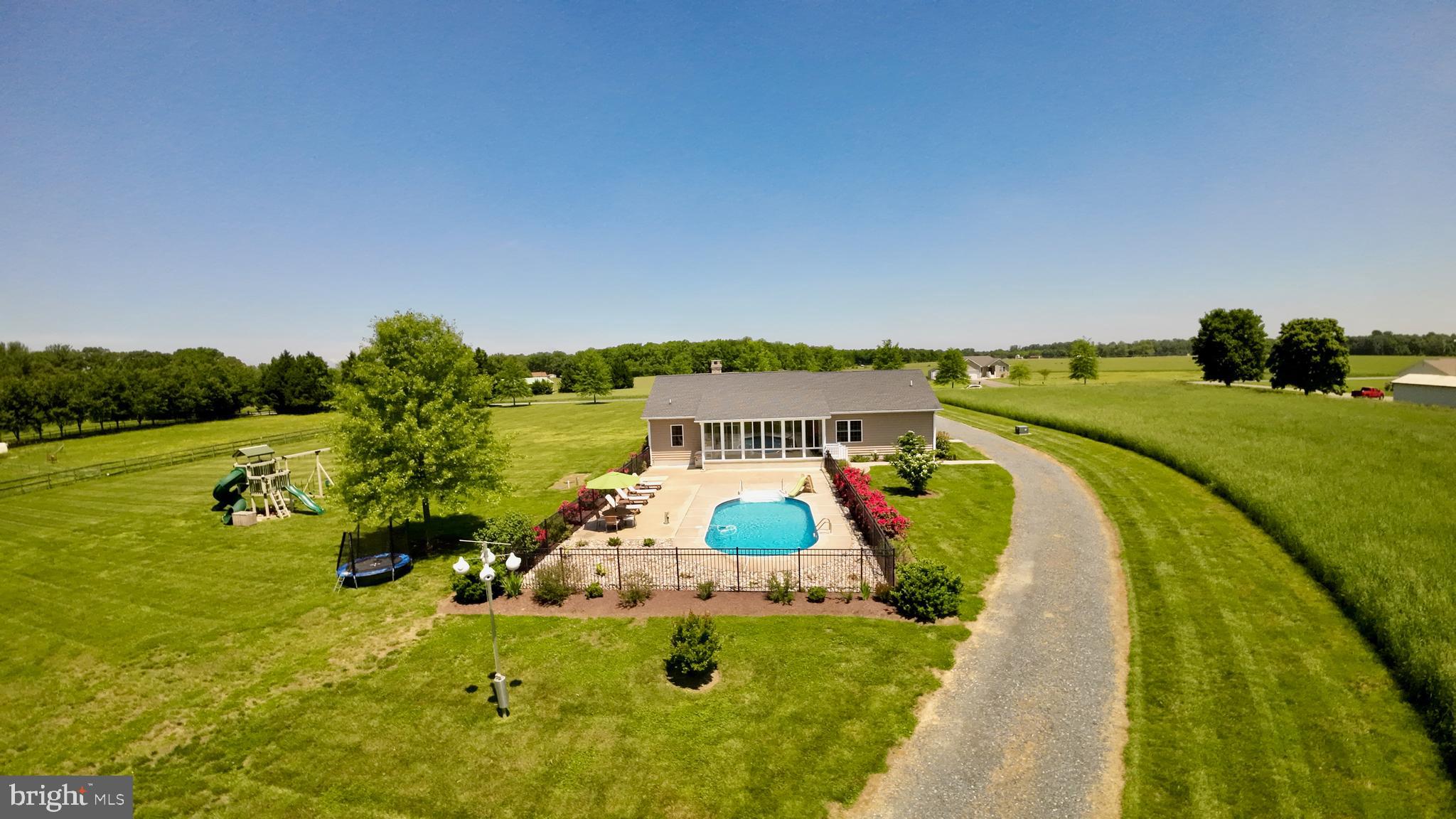 25615 Hignutt Rd