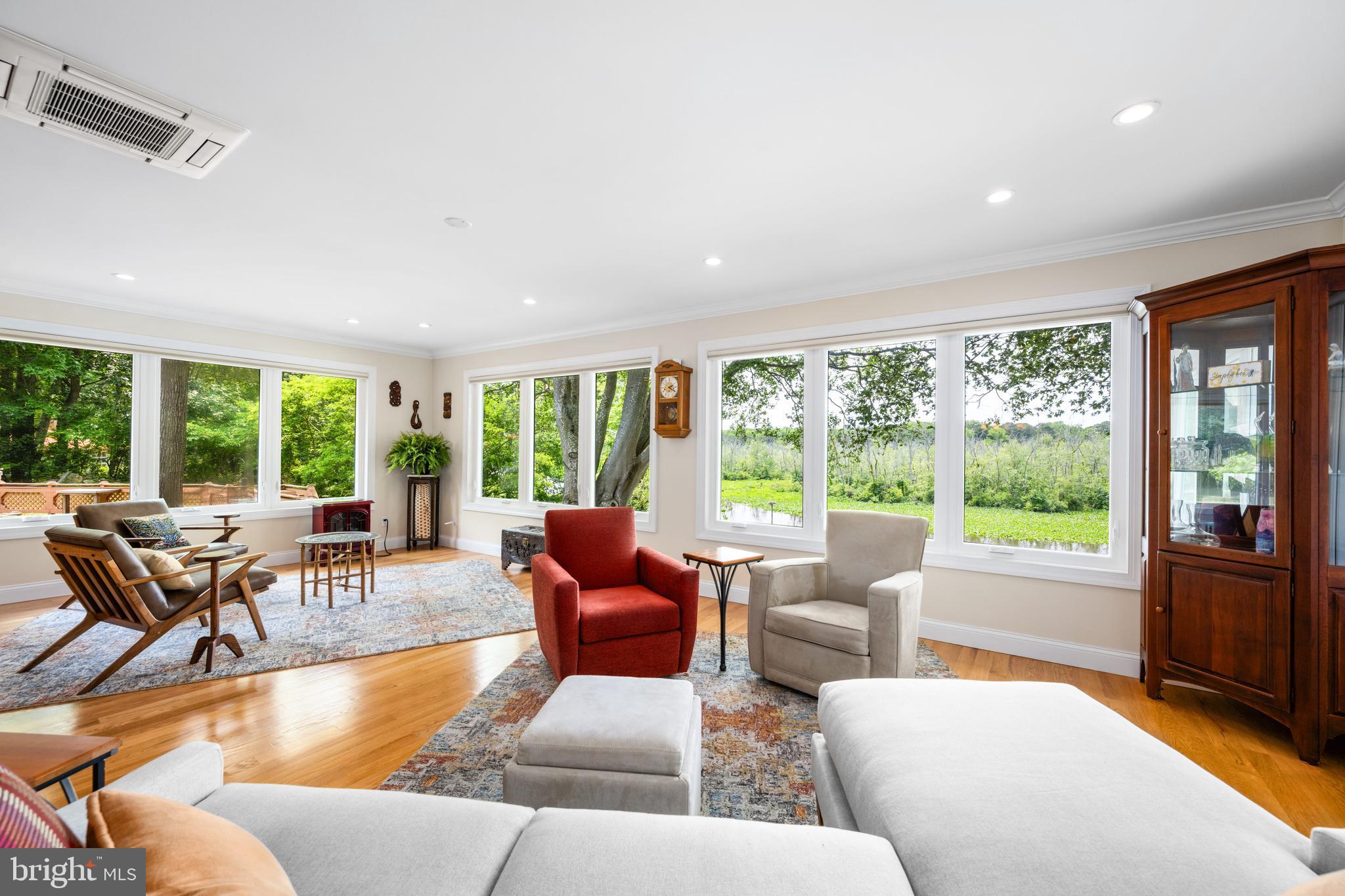 25292 Sandy Point Rd